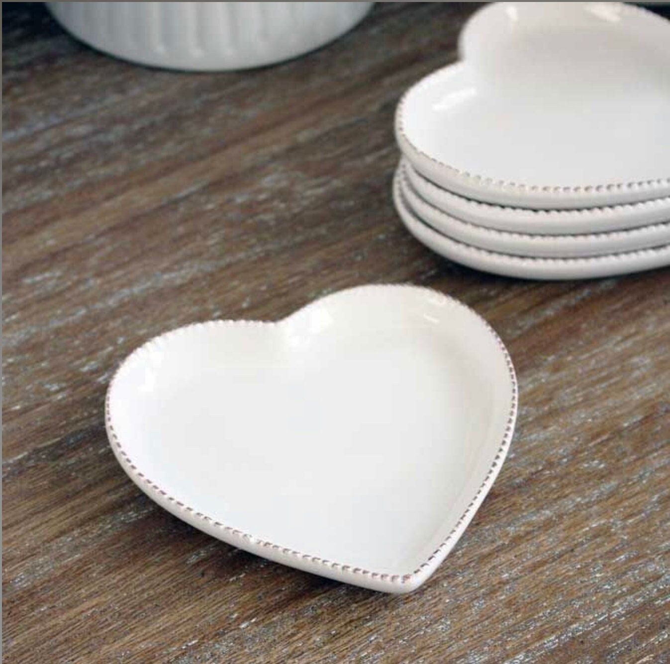 Small Antique White Heart Plate