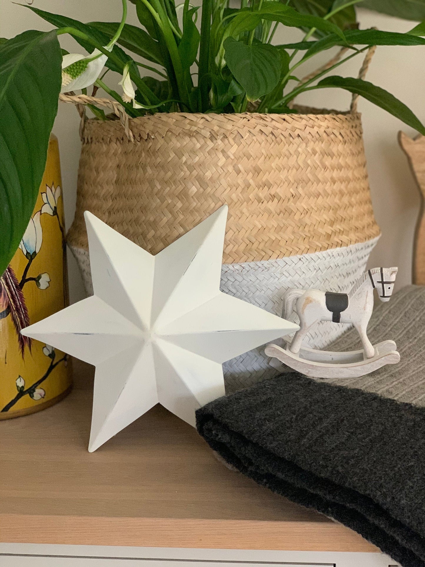 White Metal Barn Star- 30cm