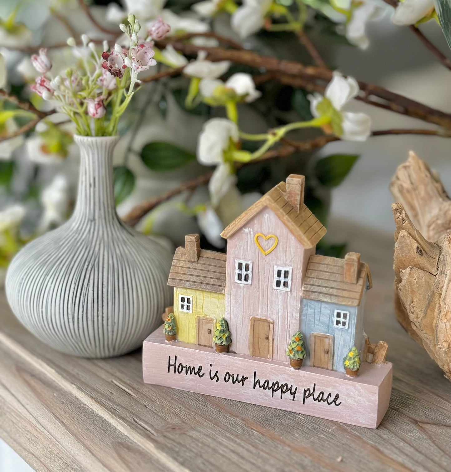 Resin Ornament House "Home is Our Happy Place"