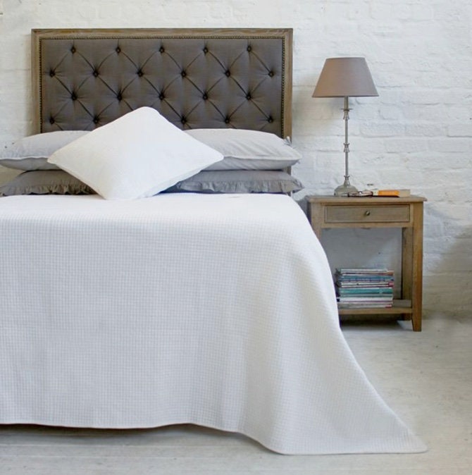 Biggie Best Leah White Bedspread - Large