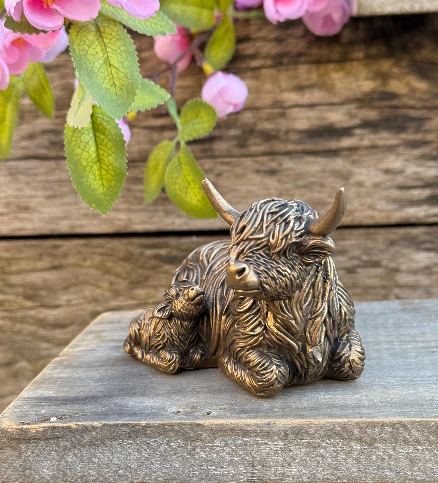 Bronze Highland Cow & Calf