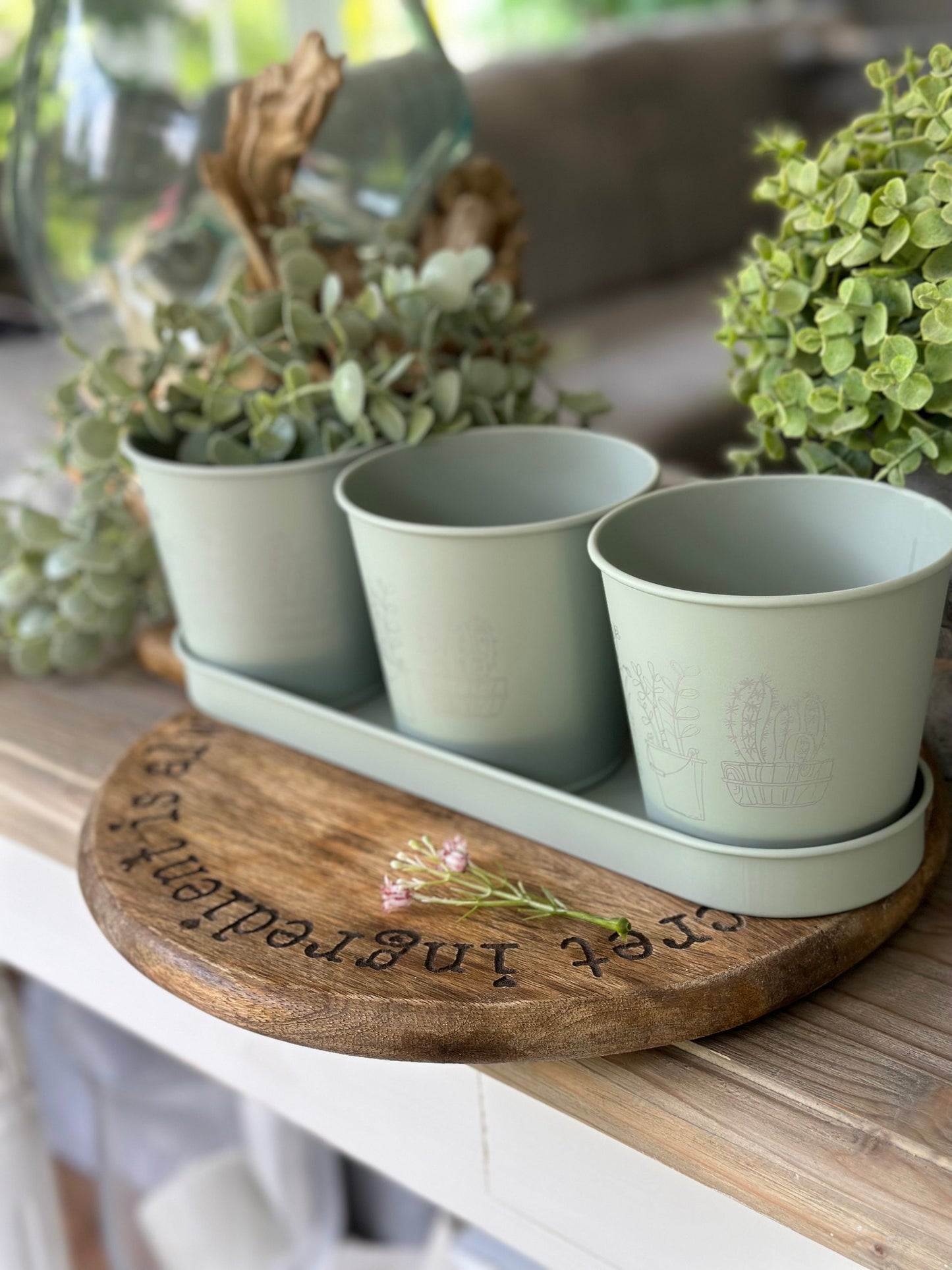 Set of 3 Printed Iron Pots with Tray