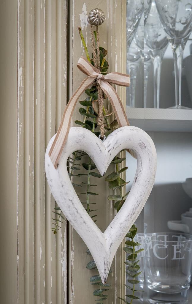 Hand carved distressed white mango wood heart