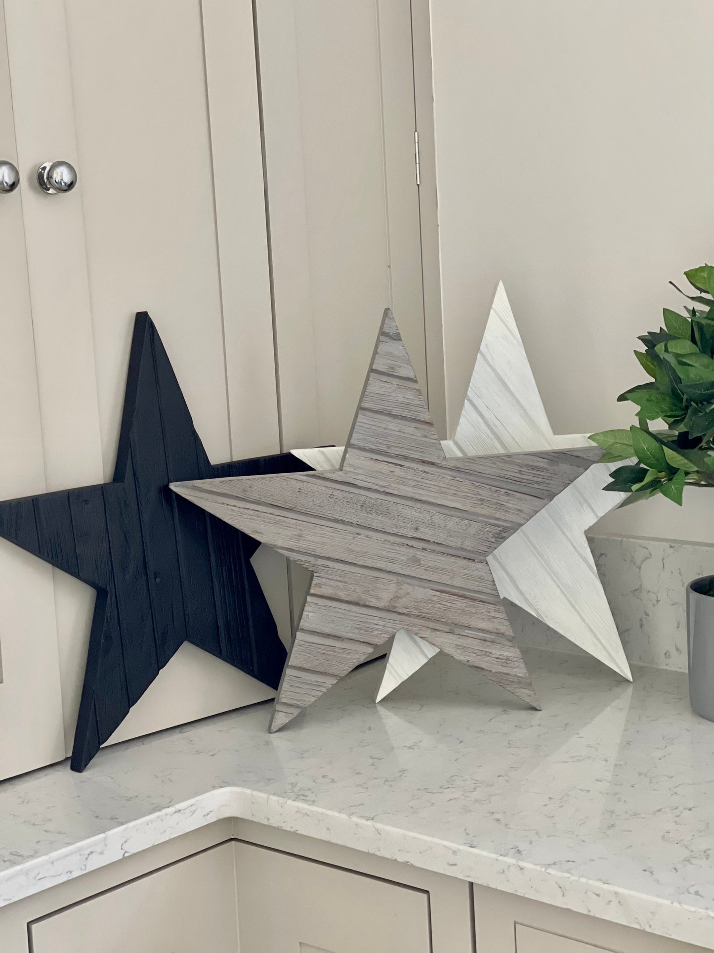 Grey Wall Star - Grey