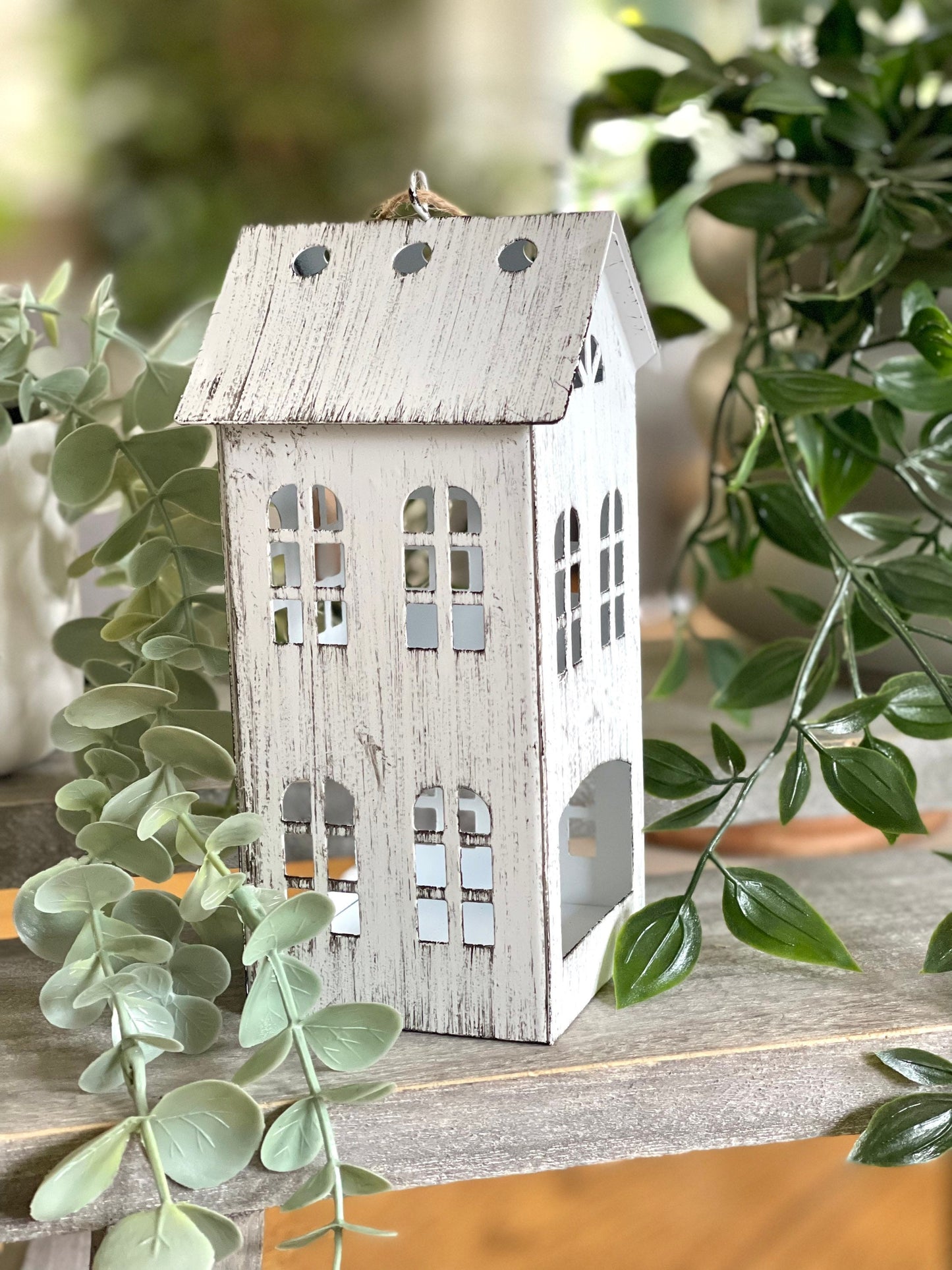 White Tea Light House - 16cm