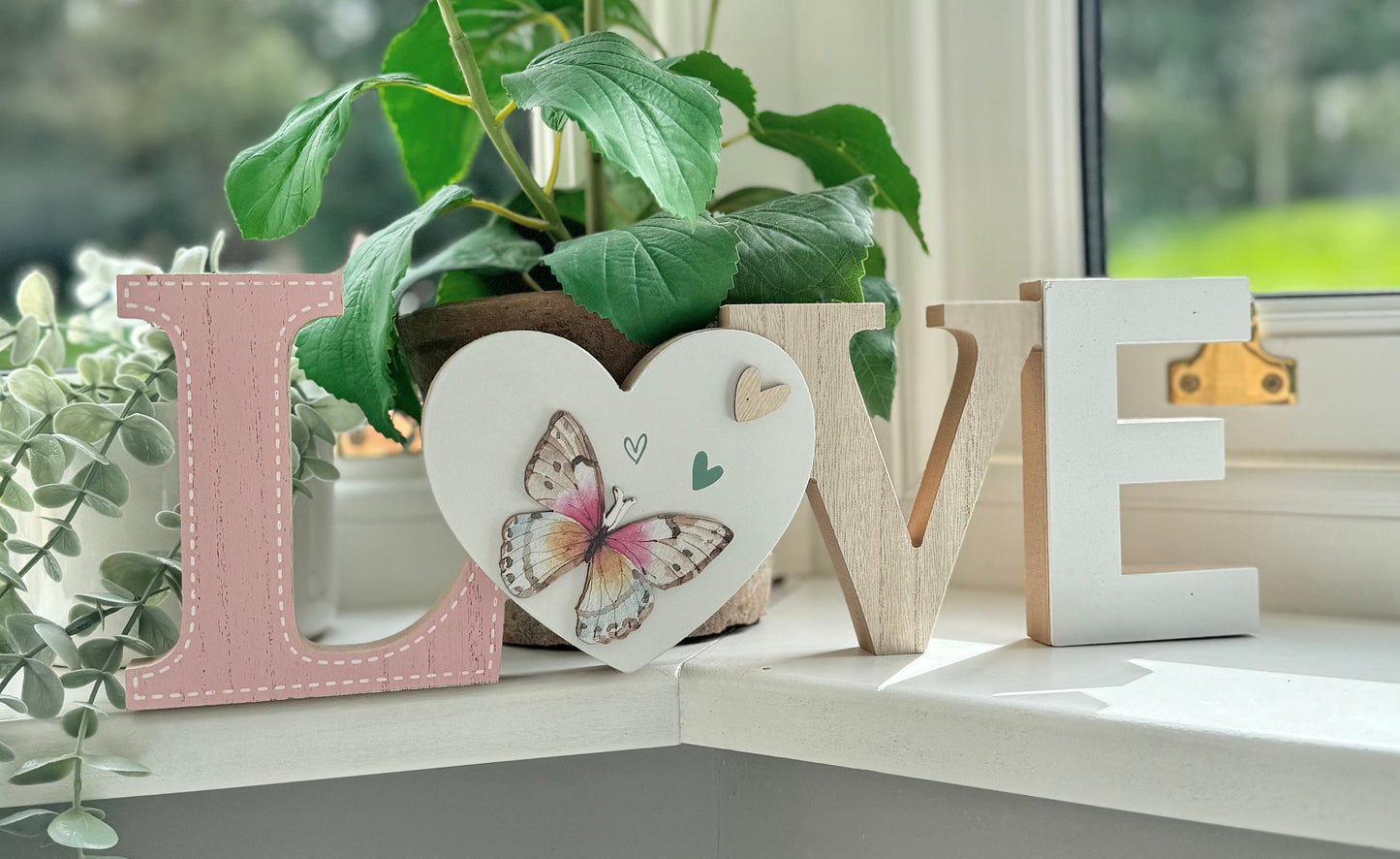 Wooden LOVE Sign Decor