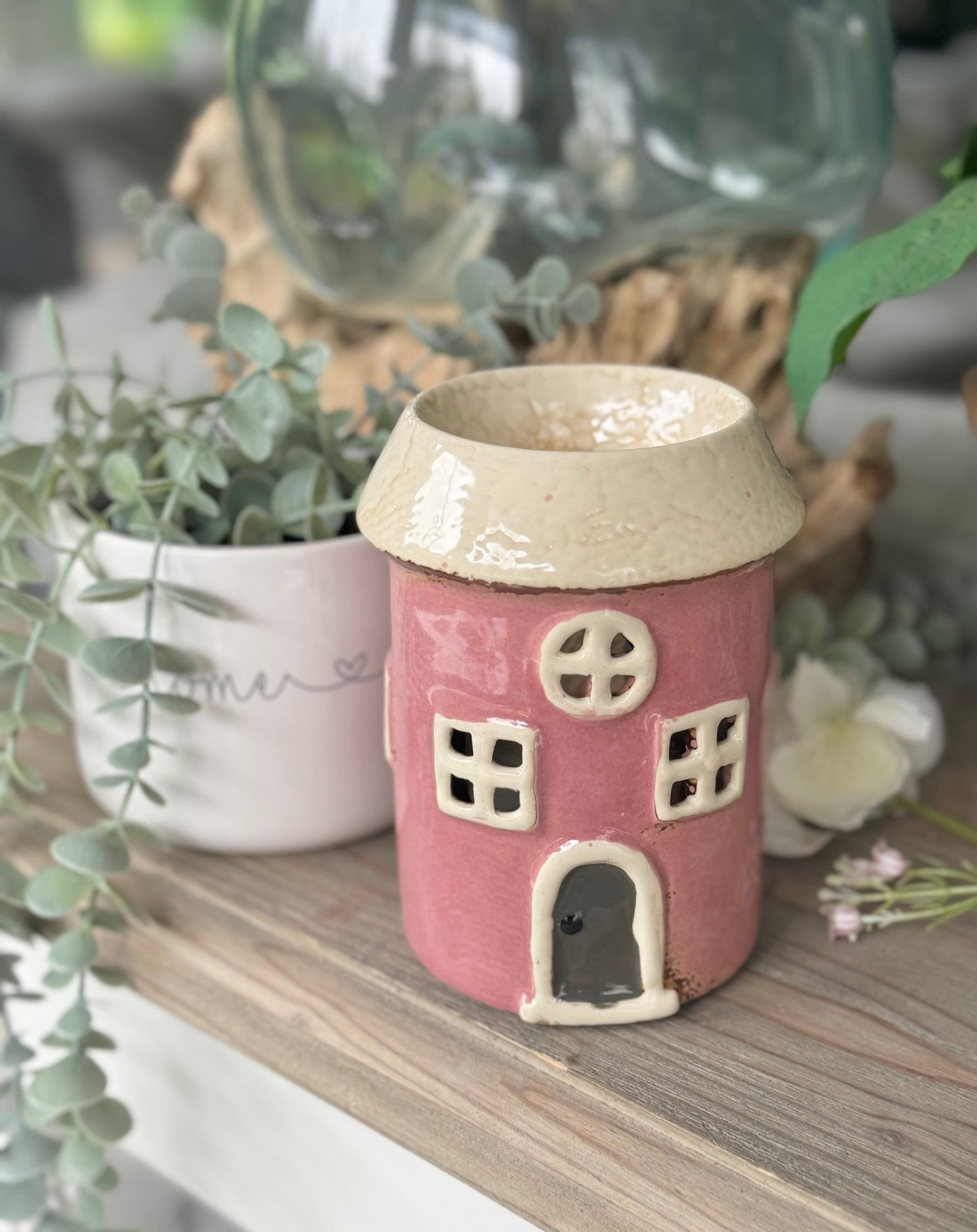 Heart House Wax Melt/Oil Burner - Choice of Pink or Grey