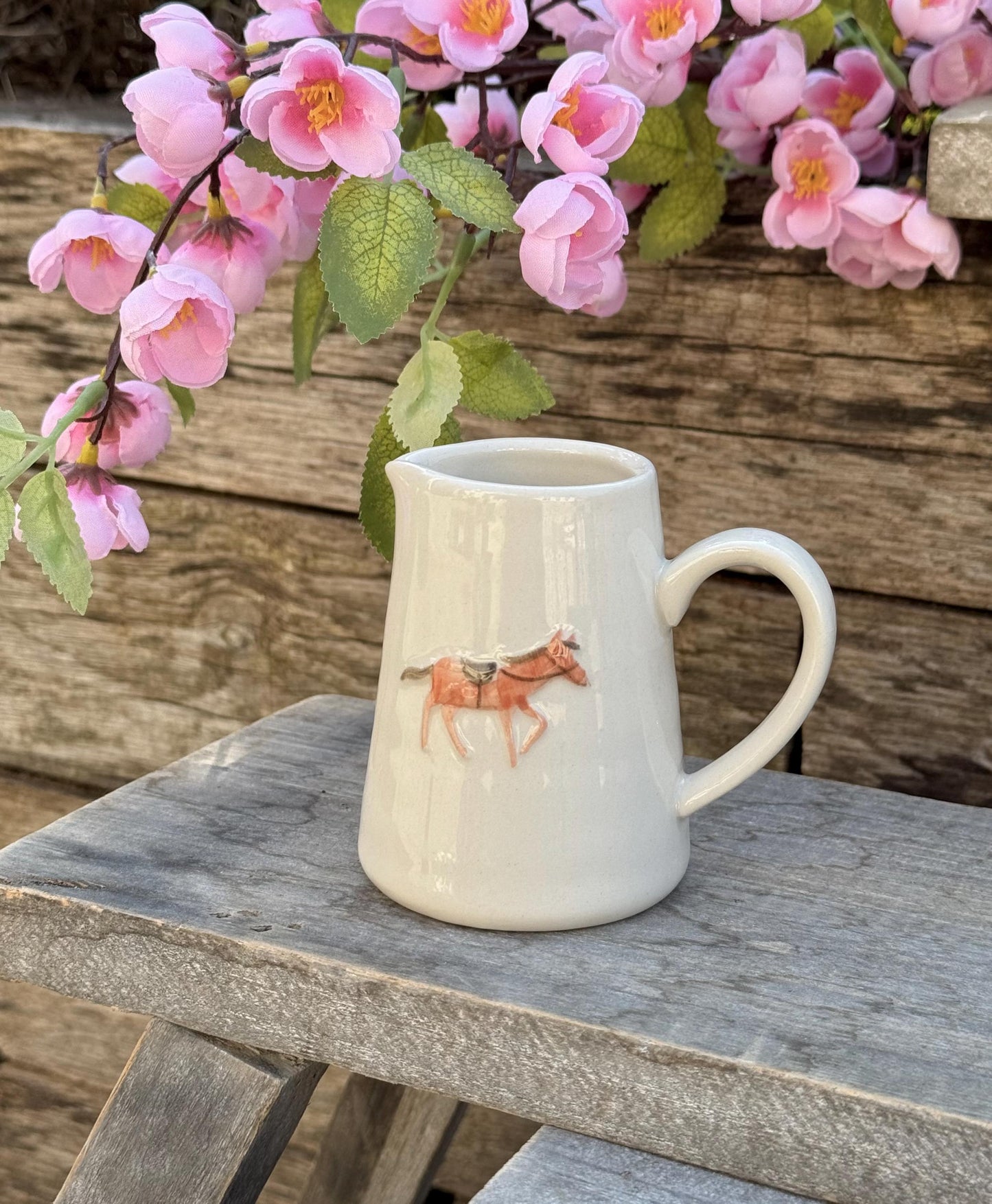 Charming Mini Jugs - Animal and Tulip Theme