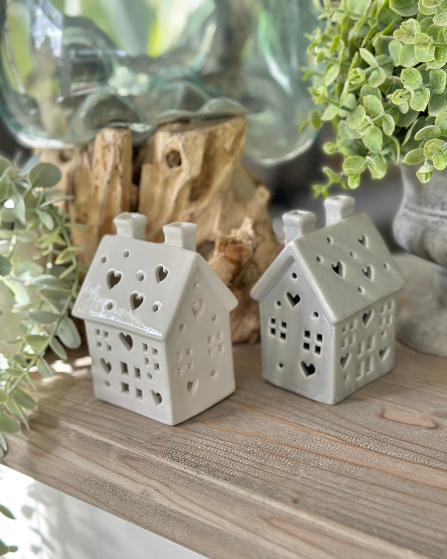 Small Ceramic LED Heart House - 2 Colour Options