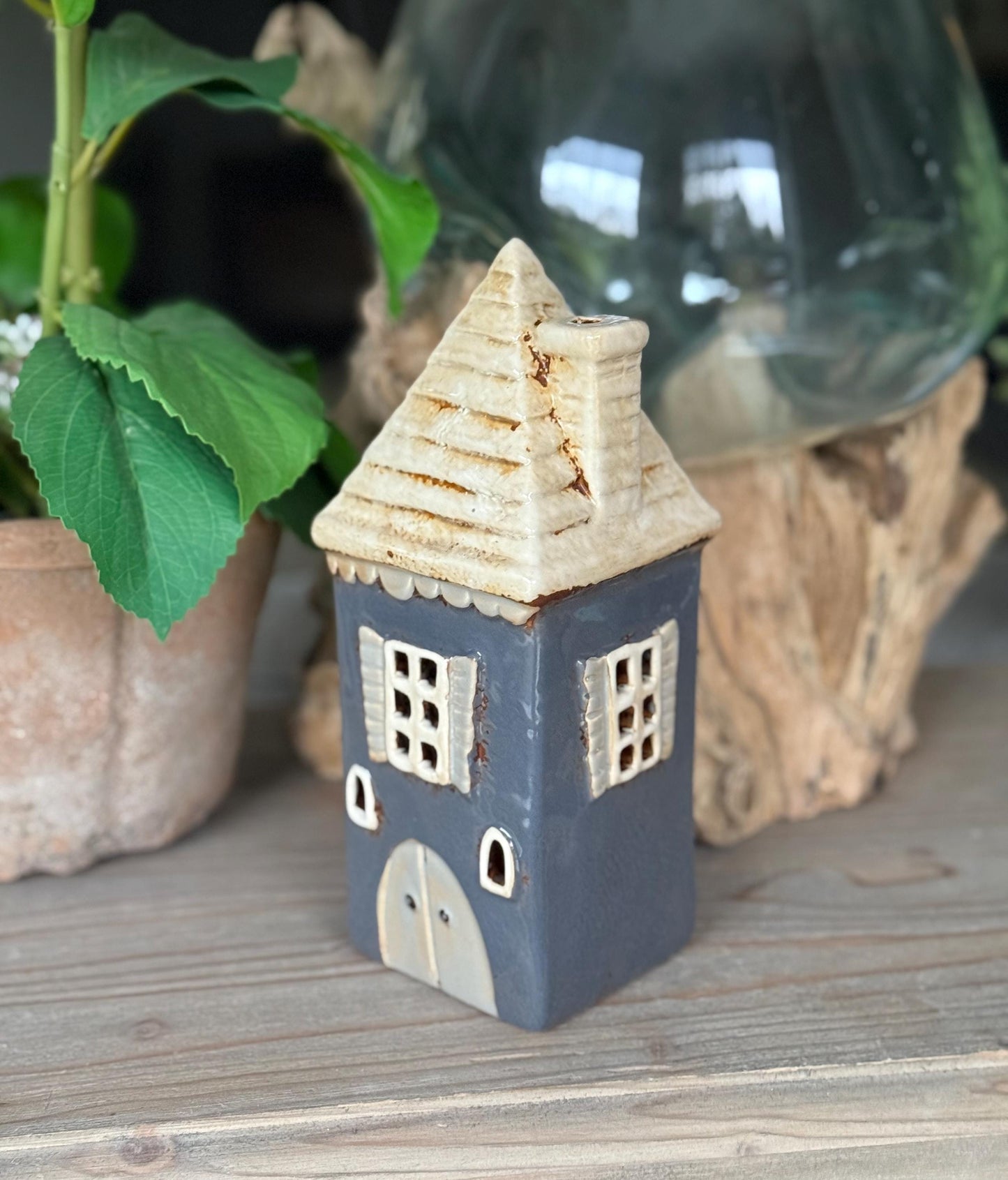 NEW!  Scalloped House Navy Tealight