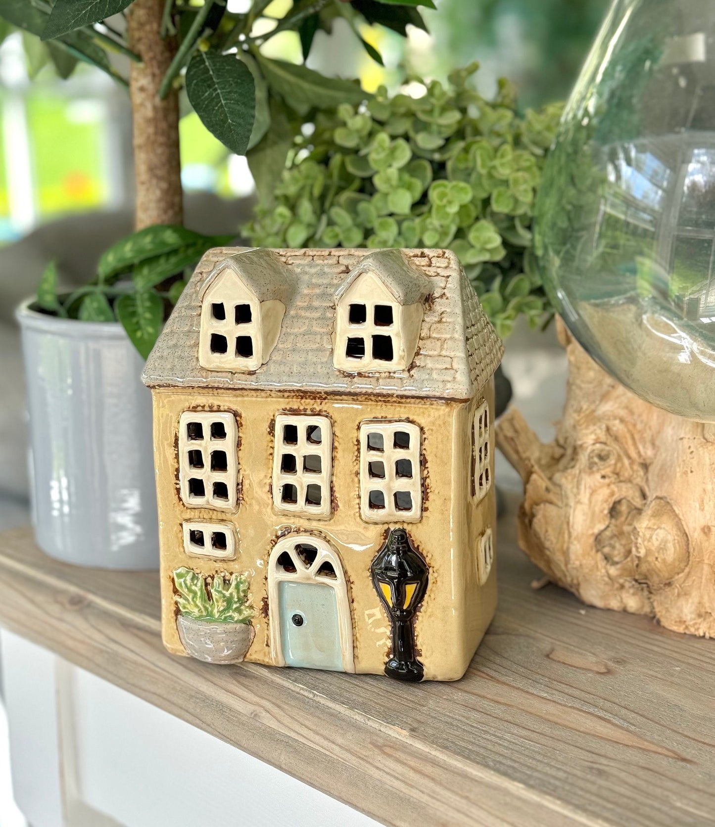 NEW! Cream Country Chateau Tealight