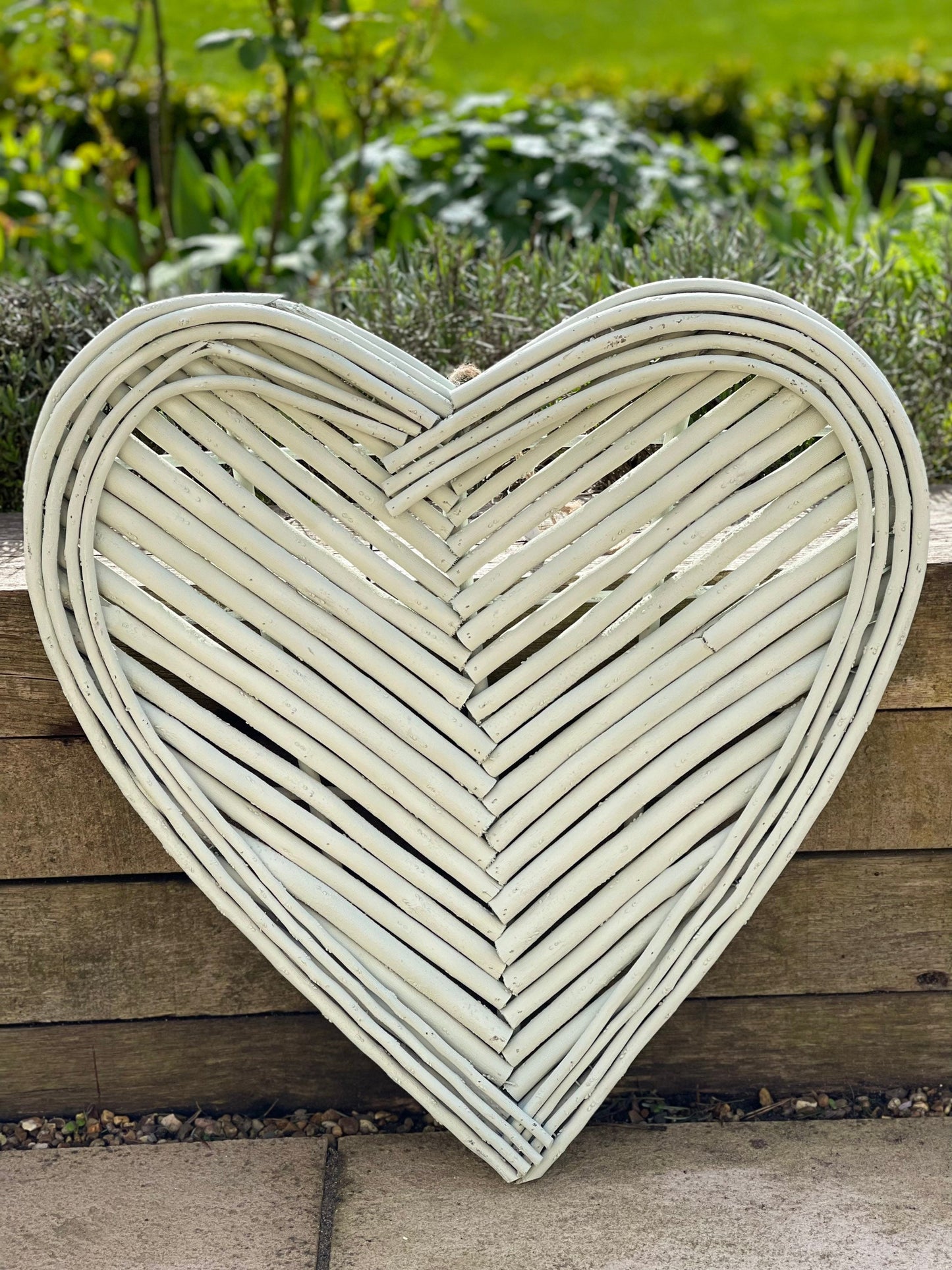 Solid wicker heart - various colours 60cm