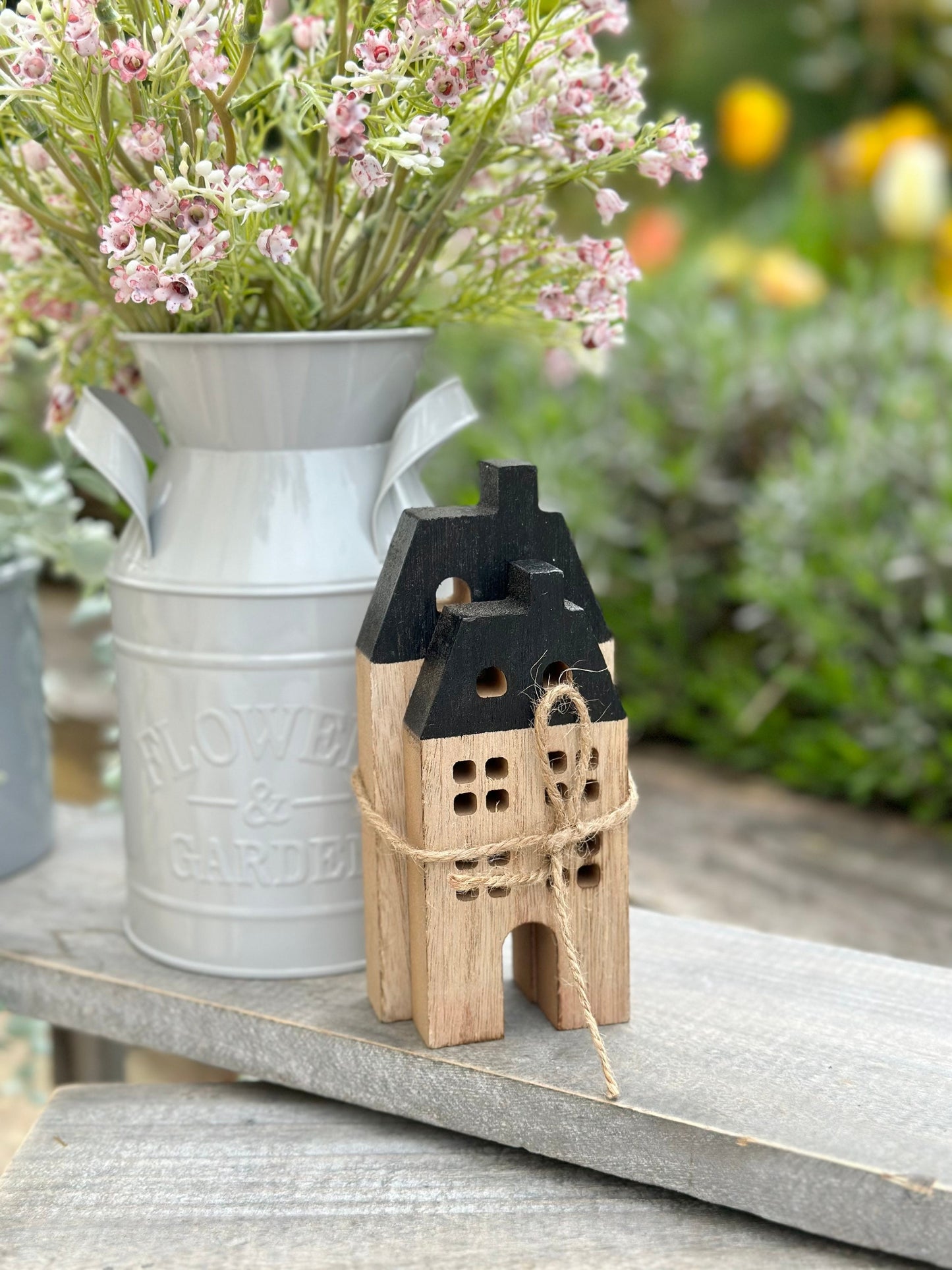 Set of 2 Wooden Houses with Black Roofs