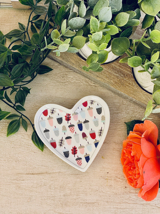 Krasilnikoff porcelain Acorns heart shaped dish