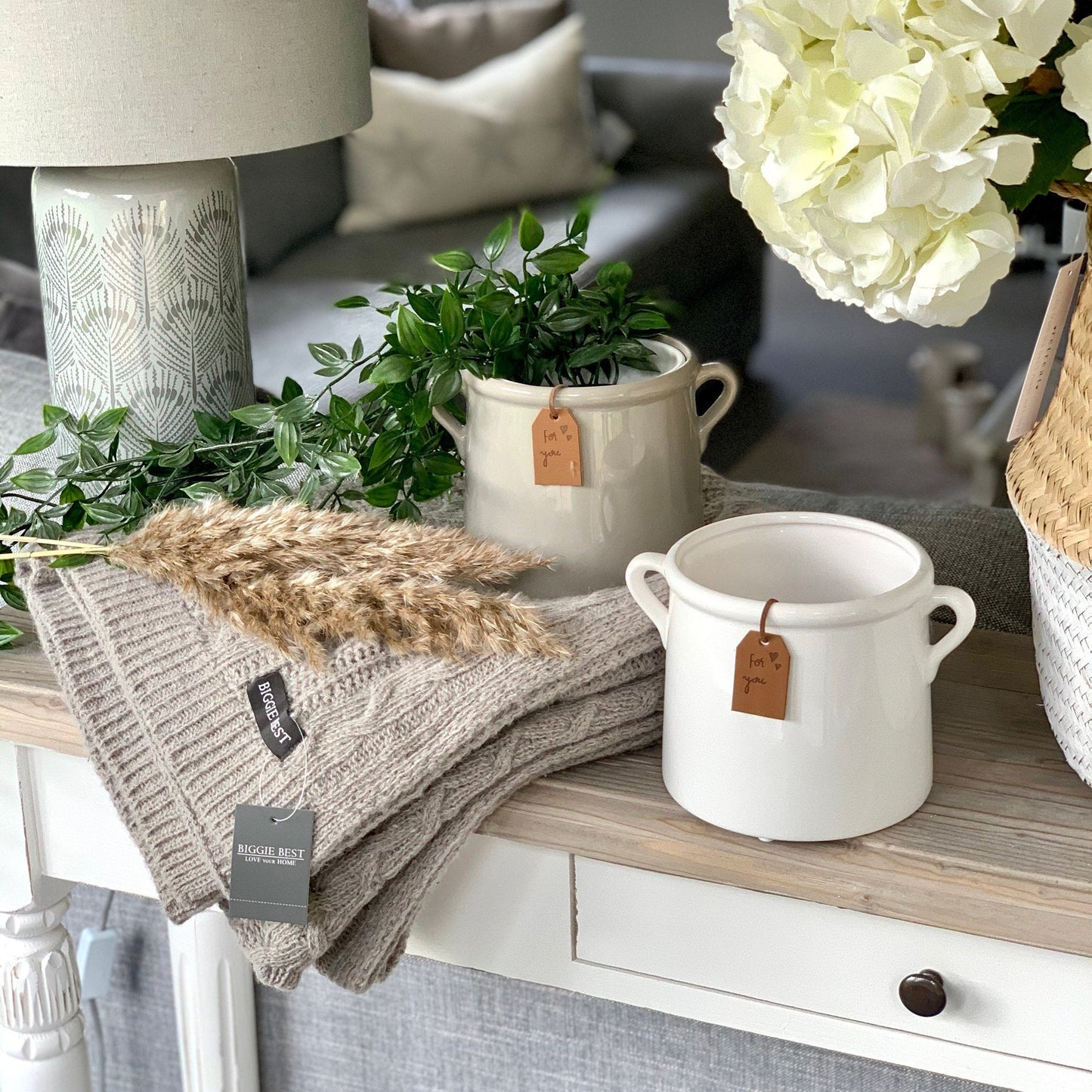 Ceramic Pot with Tag -  Grey 14cm