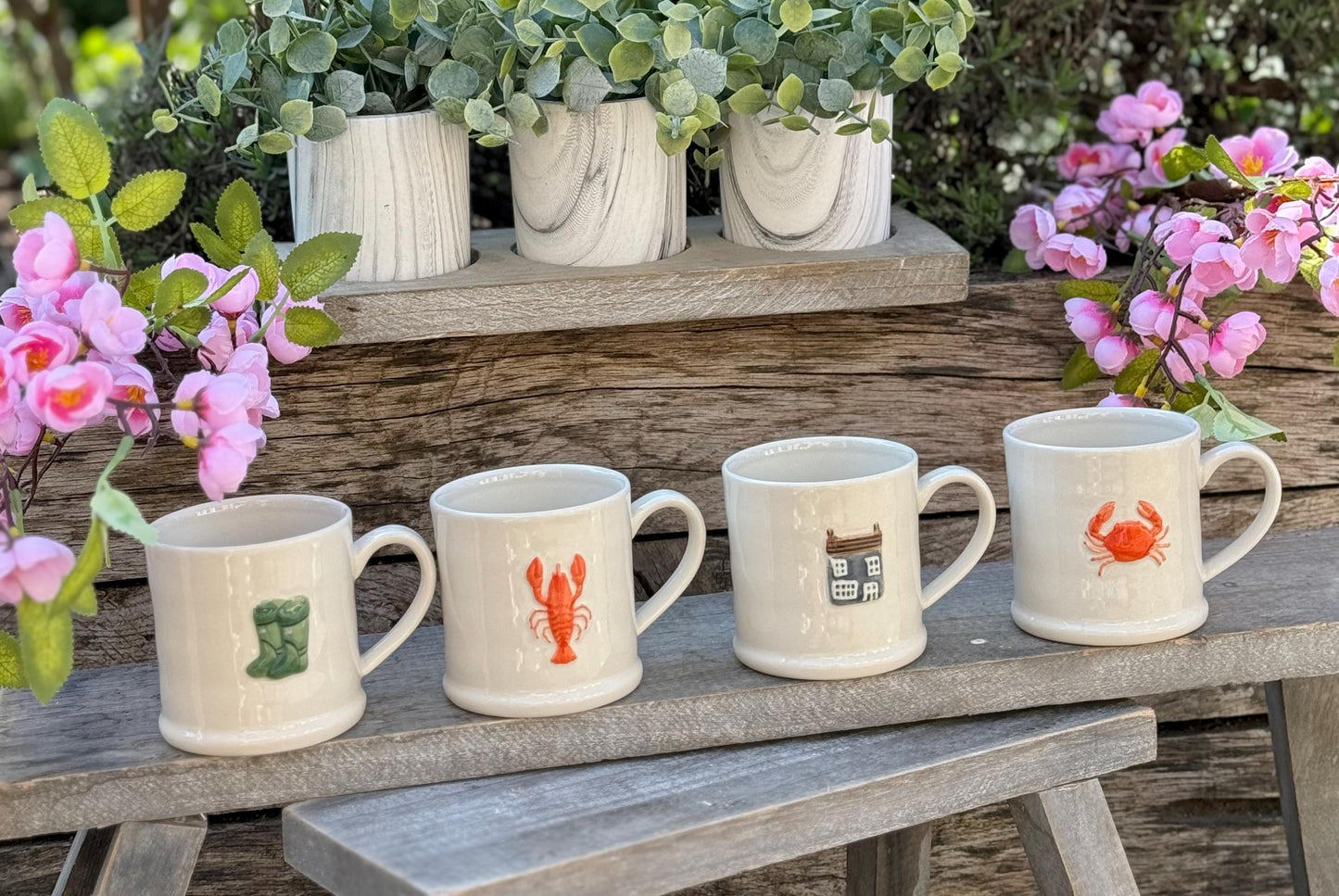 Gisela Graham Embossed Mini Mugs