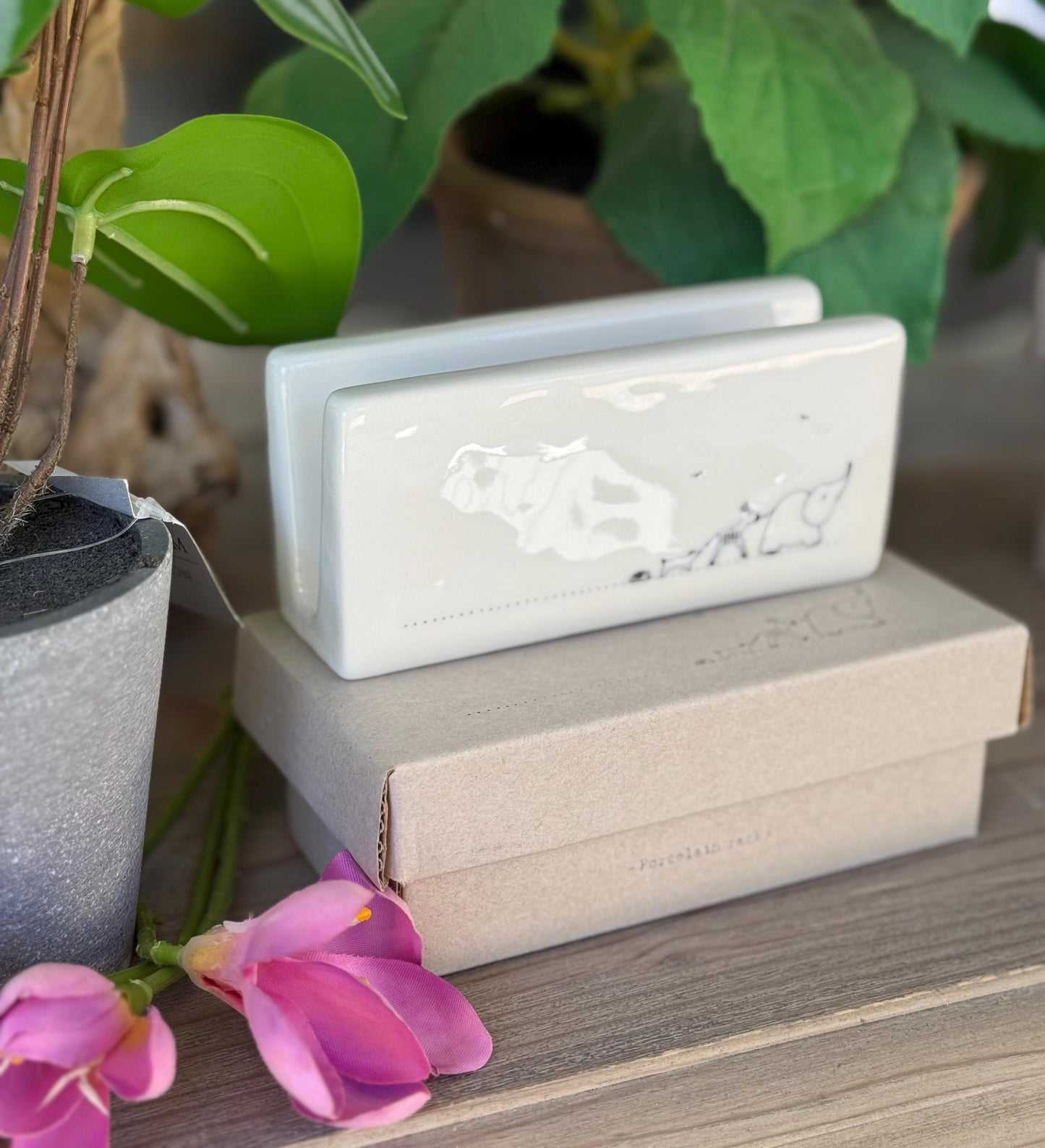 Porcelain letter rack - Animals