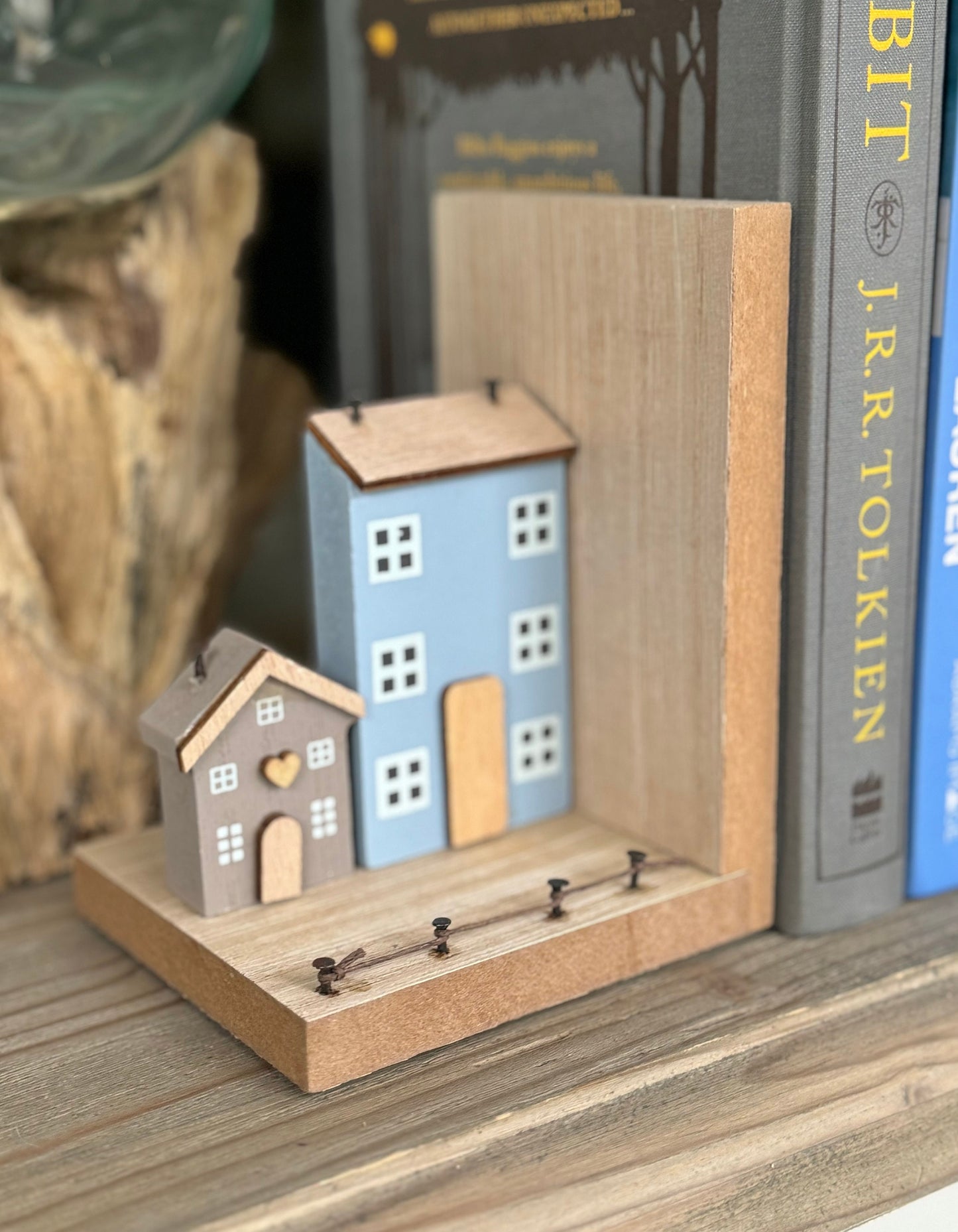 Wooden house Scene Bookends