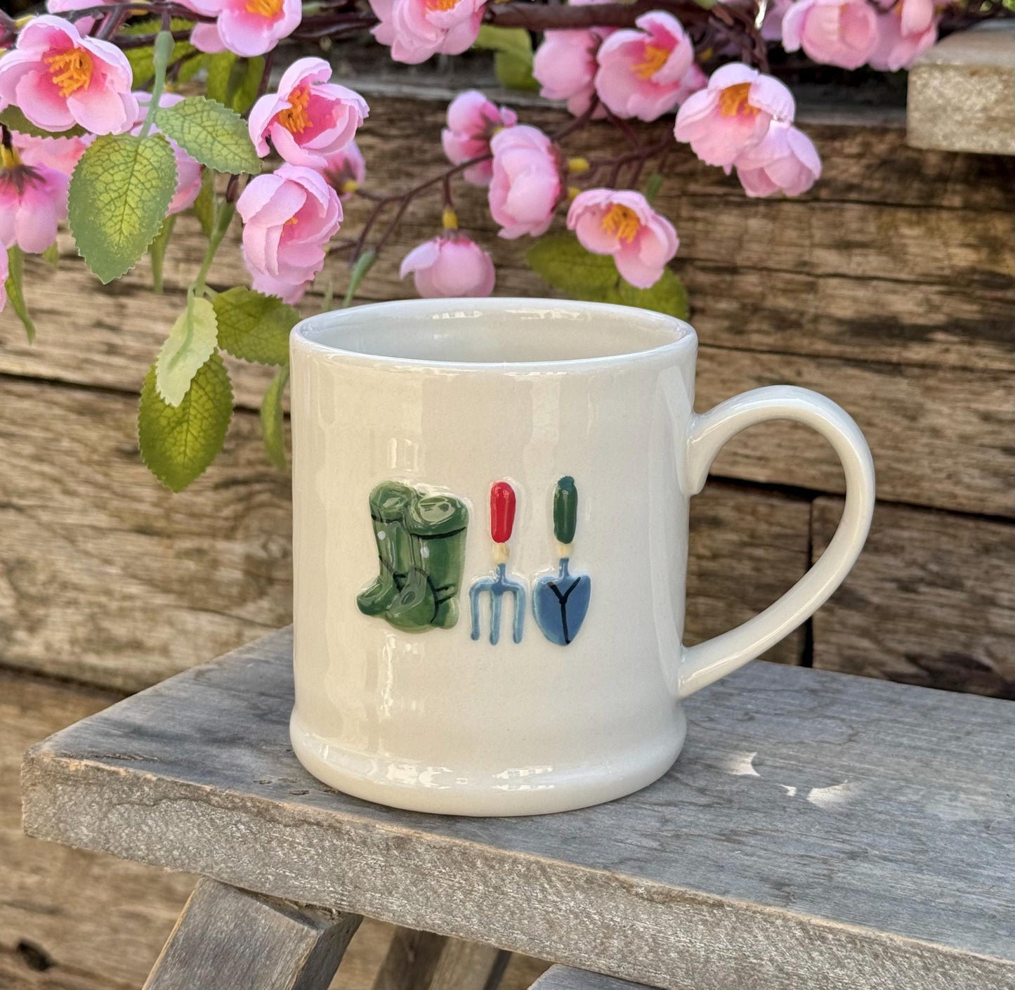 Embossed Country Themed Mugs Selection - Available in 5 Designs