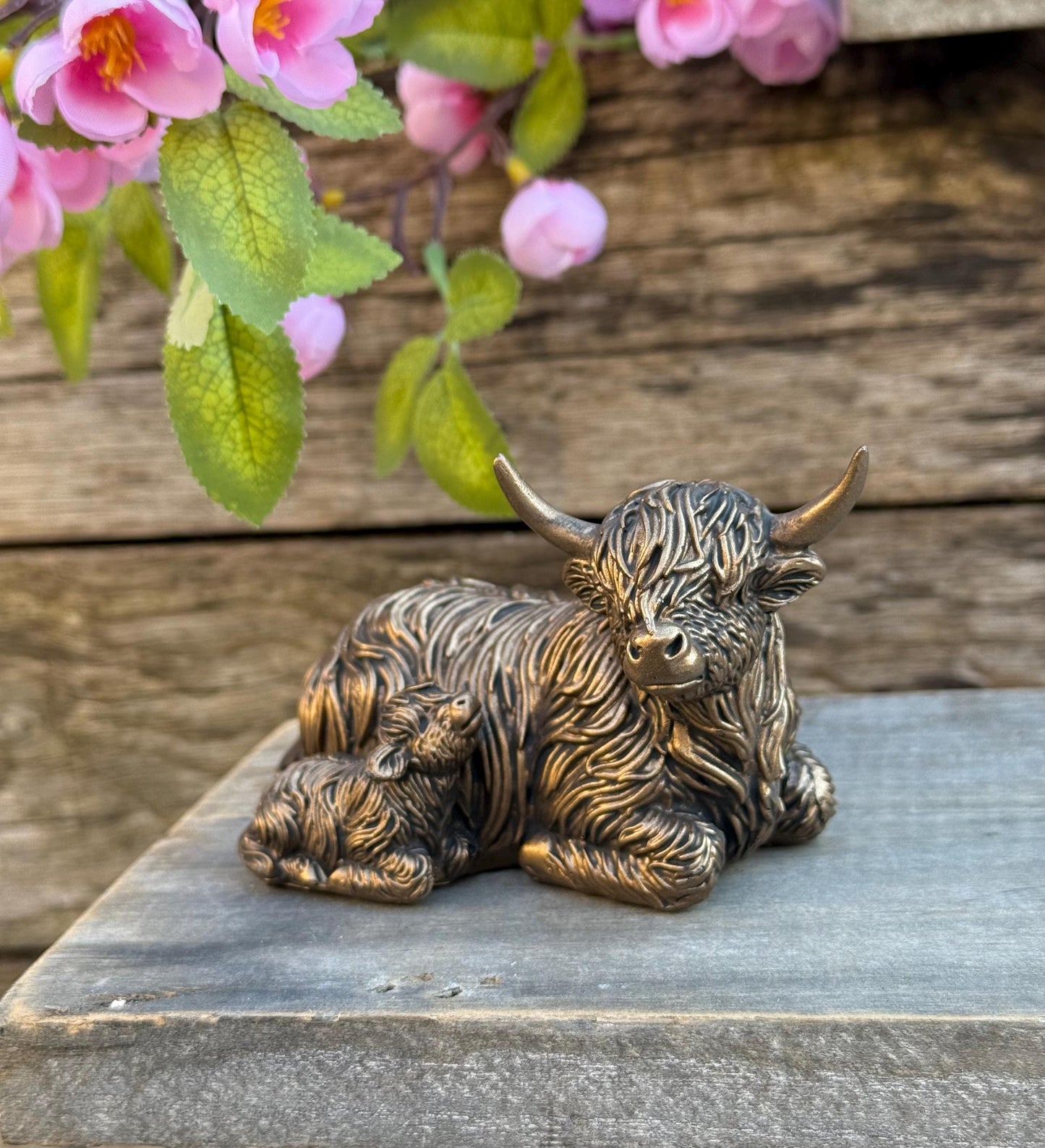 Bronze Highland Cow & Calf