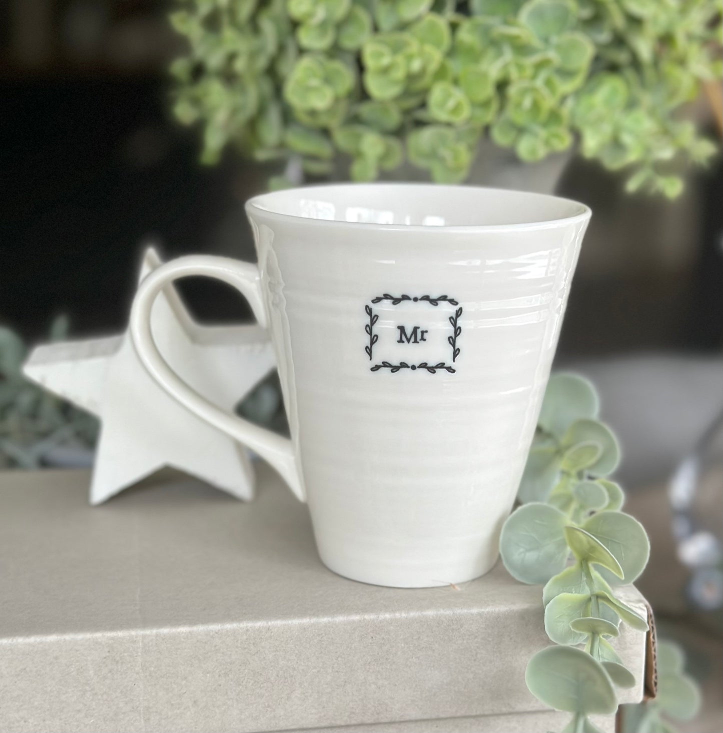 Mr & Mrs Porcelain Mug Box Set