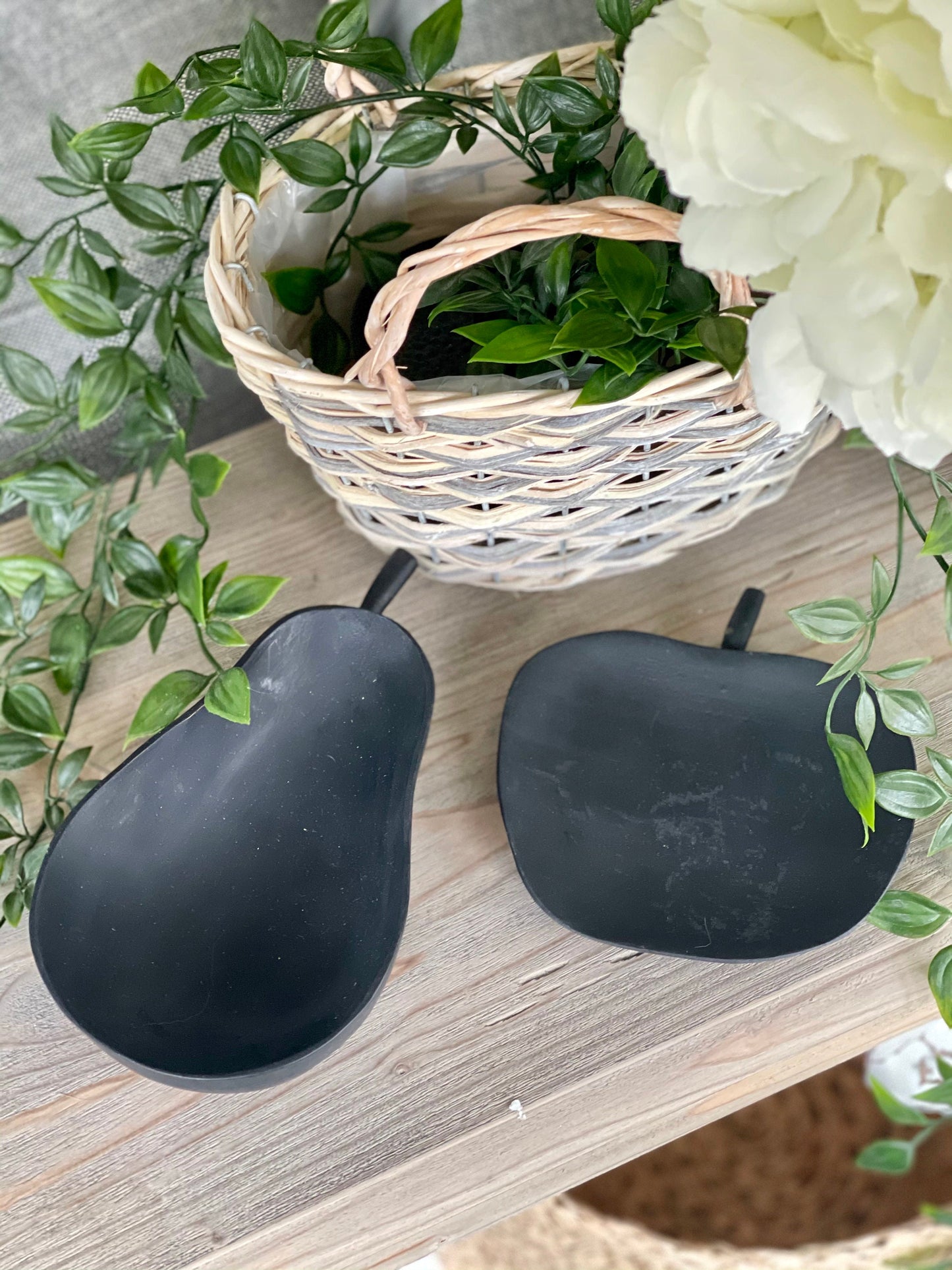 East of India Rustic Wooden Carved Apple Bowl - Black