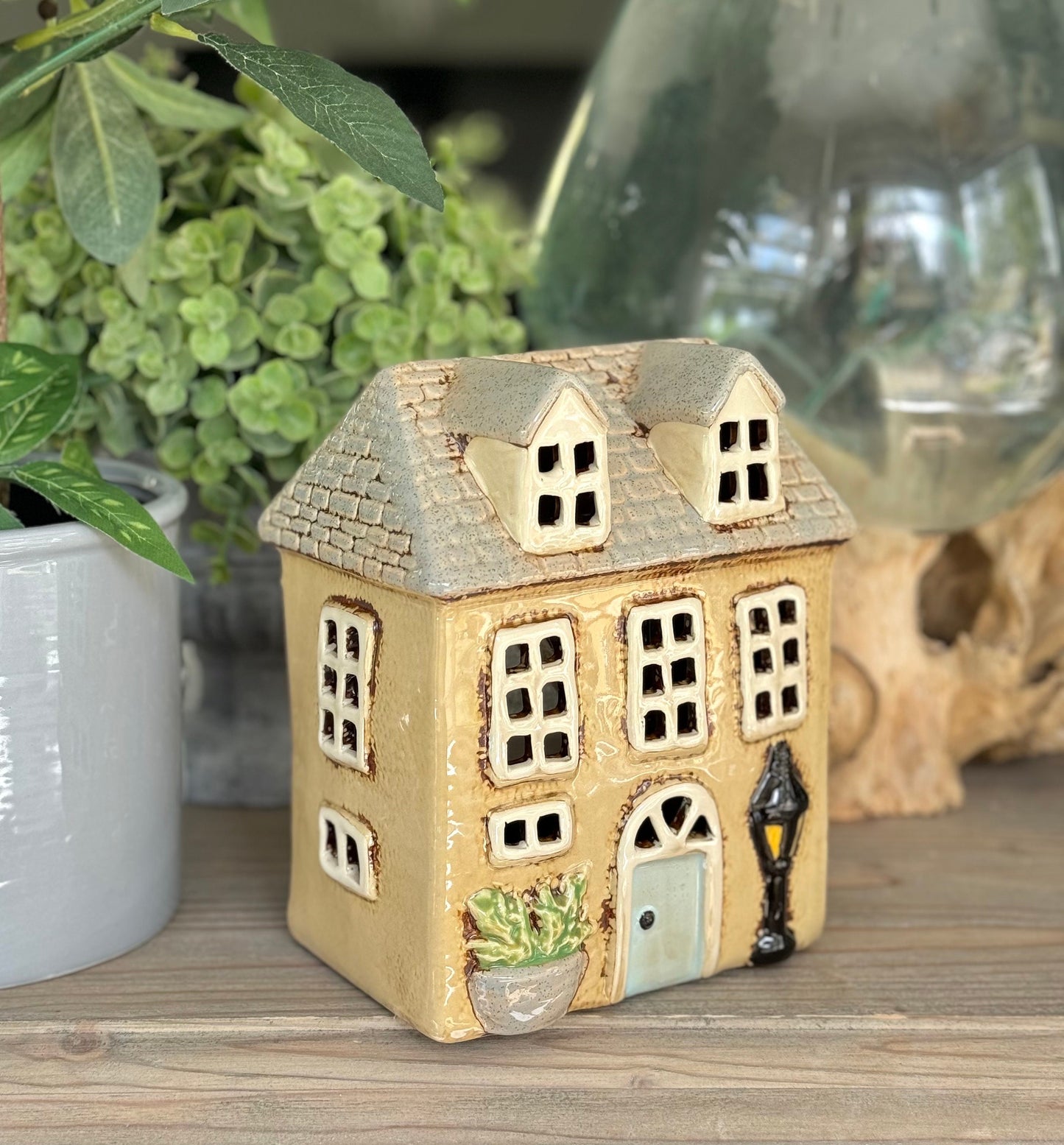 NEW! Cream Country Chateau Tealight