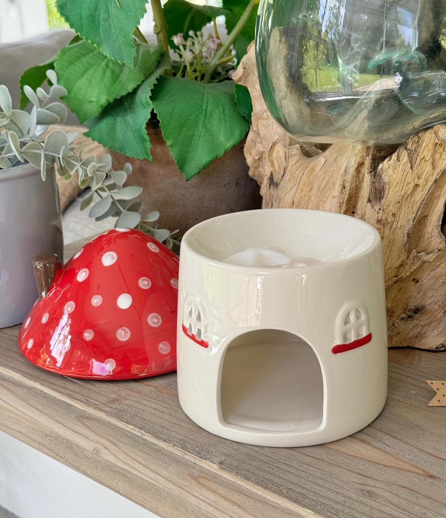 Mushroom House Oil Burner/Wax Warmer