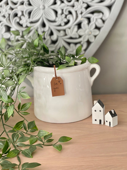 White Ceramic Pot with Tag - 15cm