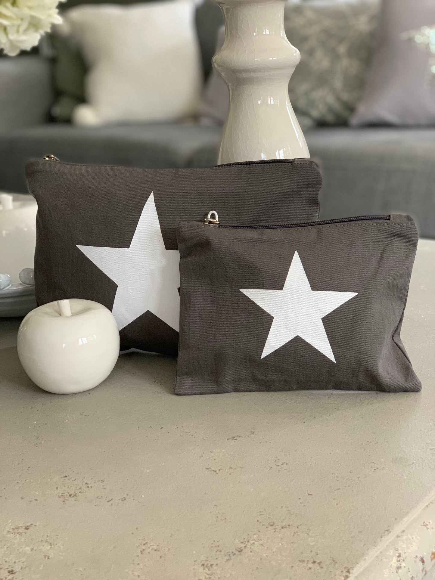 Cosmetics/ beauty and bath / travel pouch