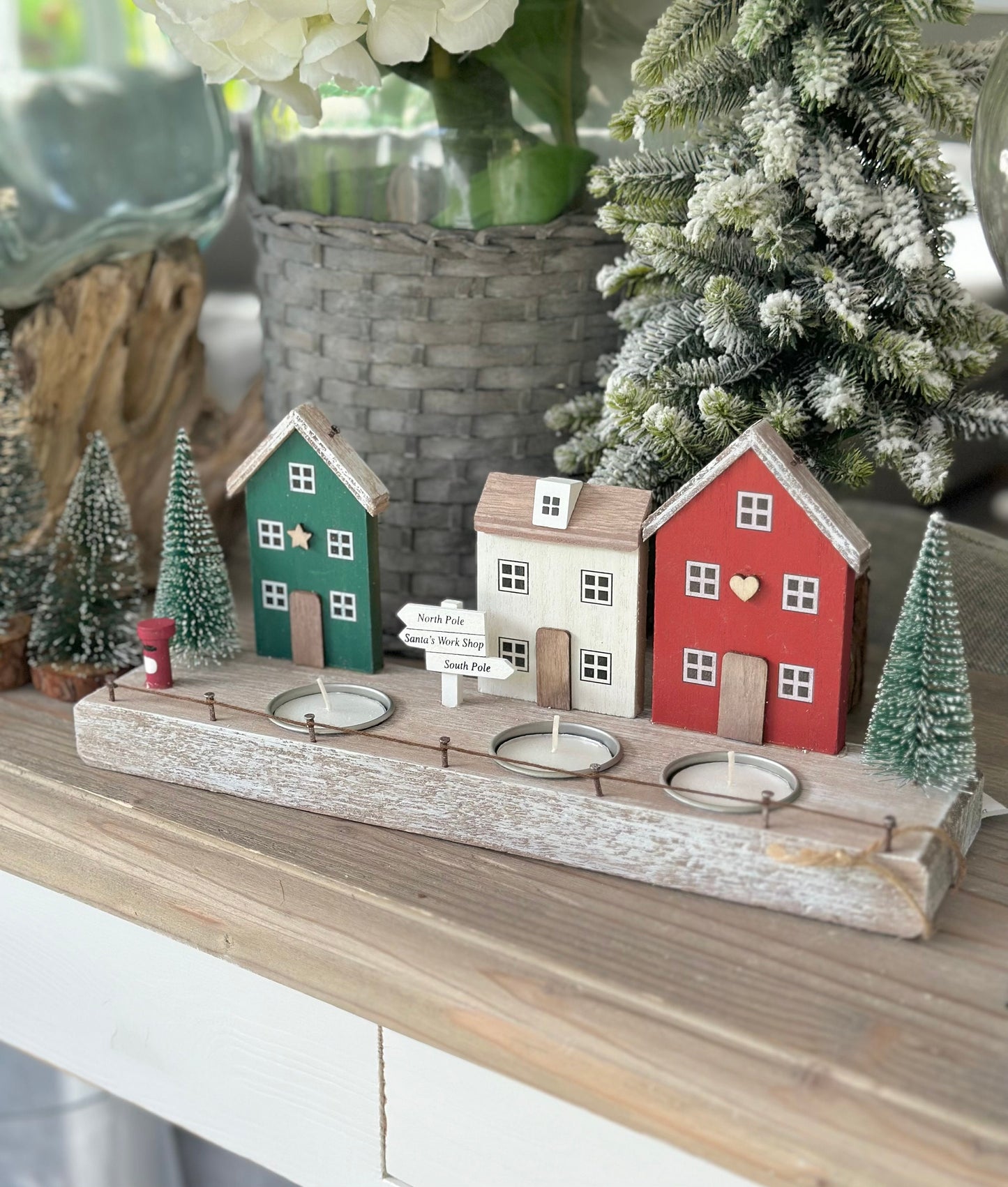 Nordic Red House Scene Tea Light Holder