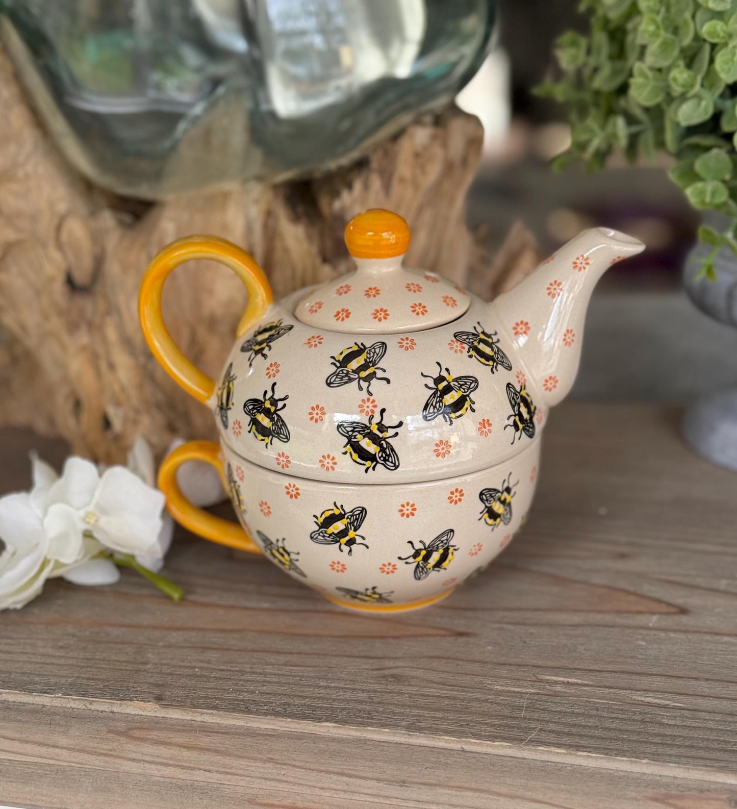 Bee Happy Tea for One Teapot and Cup Set