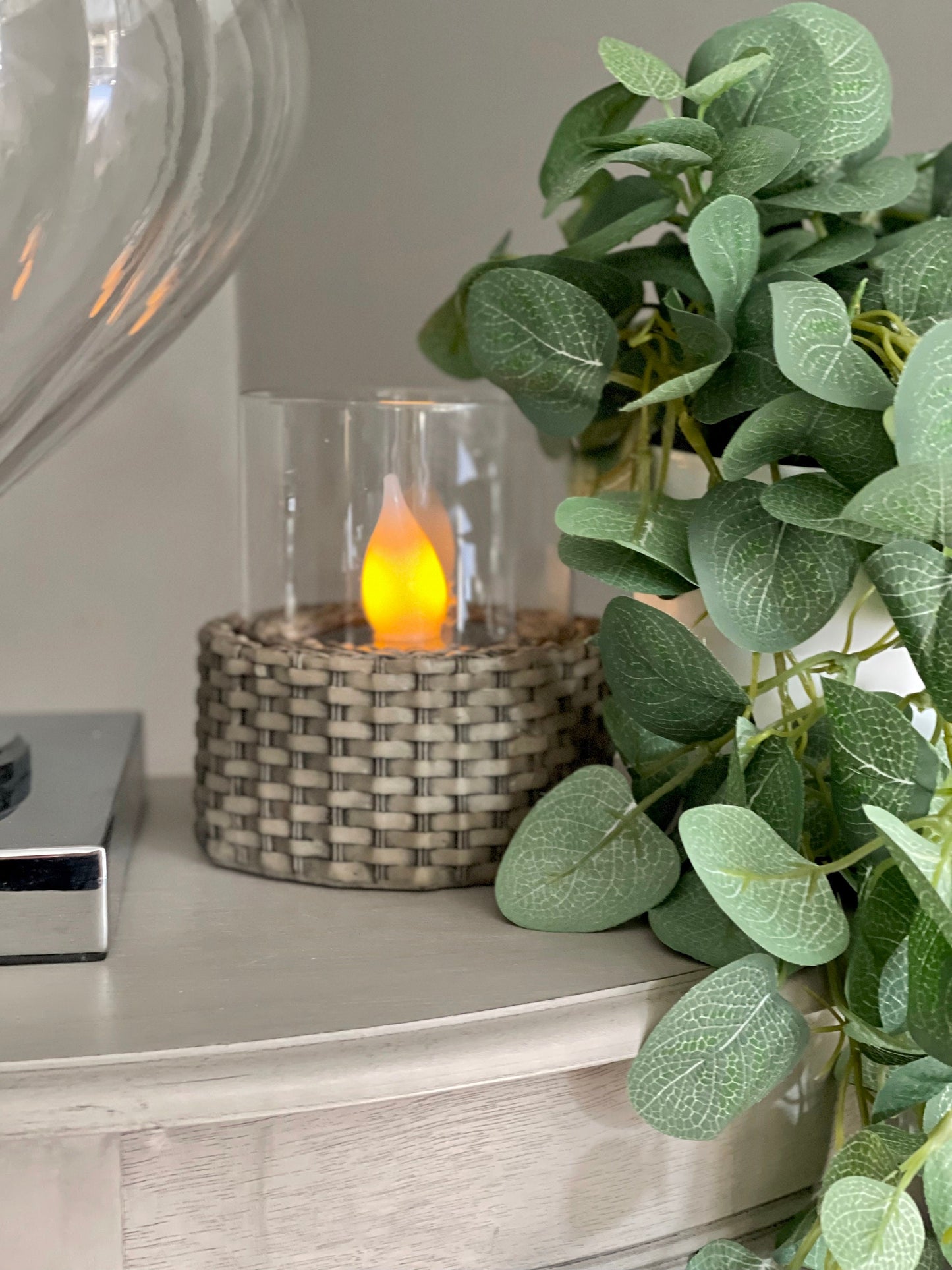 Solar Flame Table Light Centrepiece/Lantern