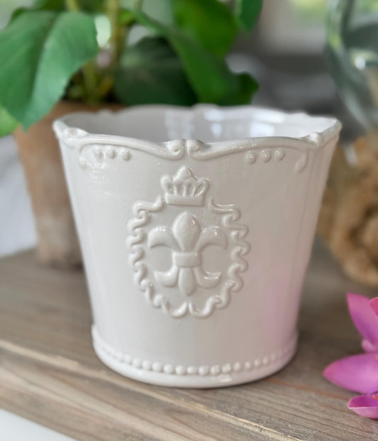 Embossed White Fleur De Lis Pot - Large
