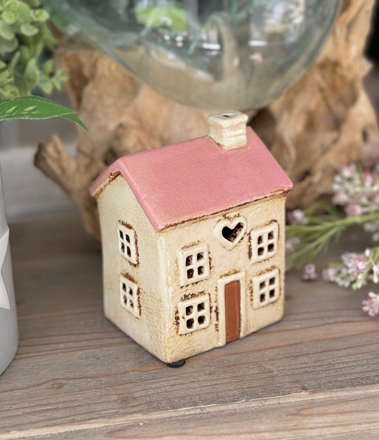 Cream Heart House Mini Tealight House /Cottage Candle Holder