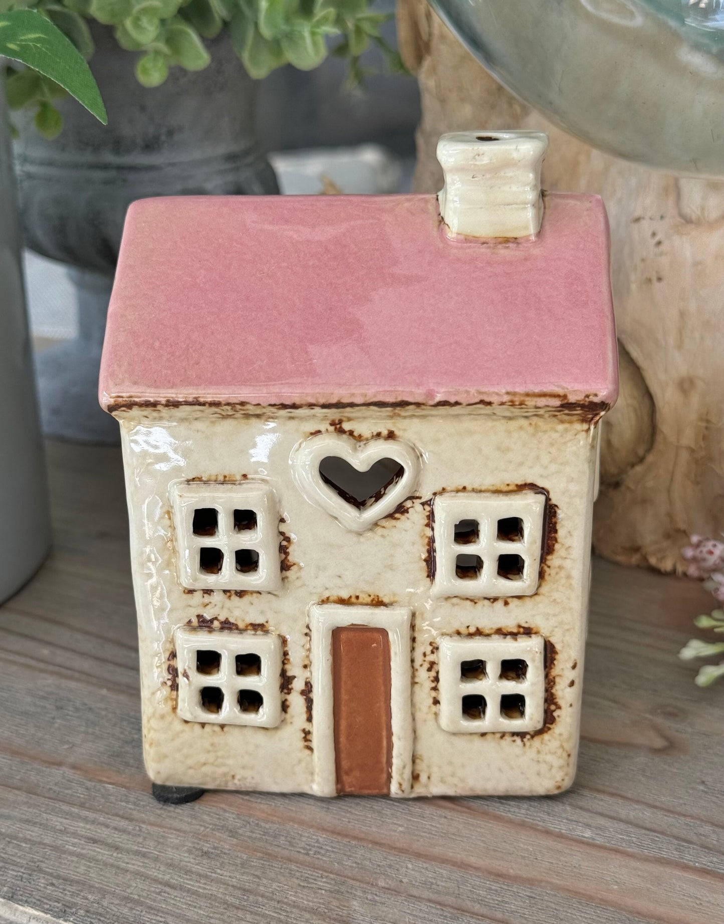 Cream Heart House Mini Tealight House /Cottage Candle Holder
