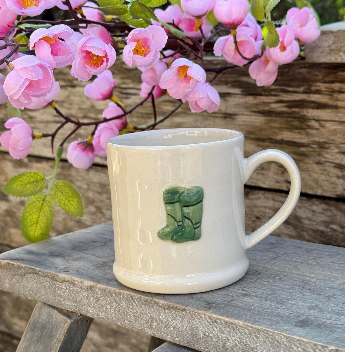 Gisela Graham Embossed Mini Mugs