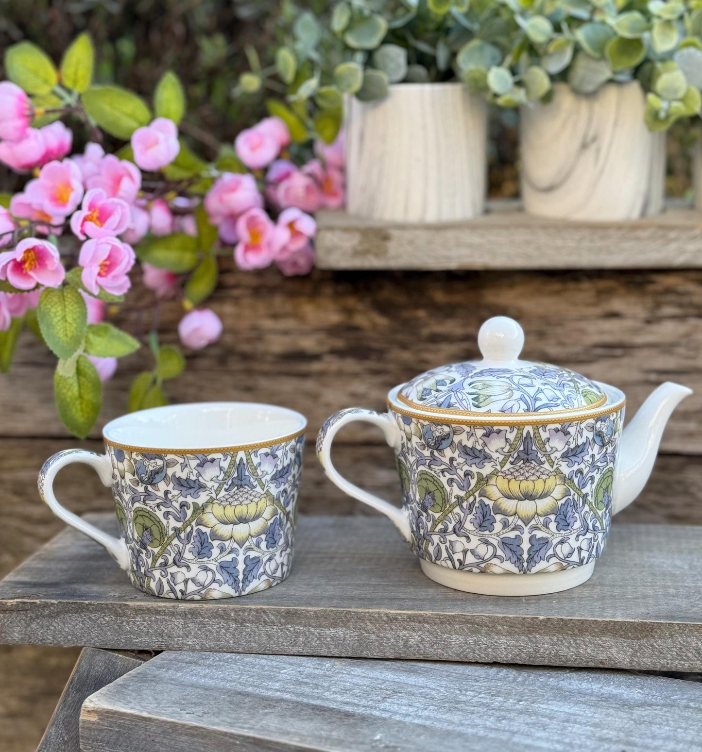 Tea for One - William Morris Lodden Porcelain Tea Set