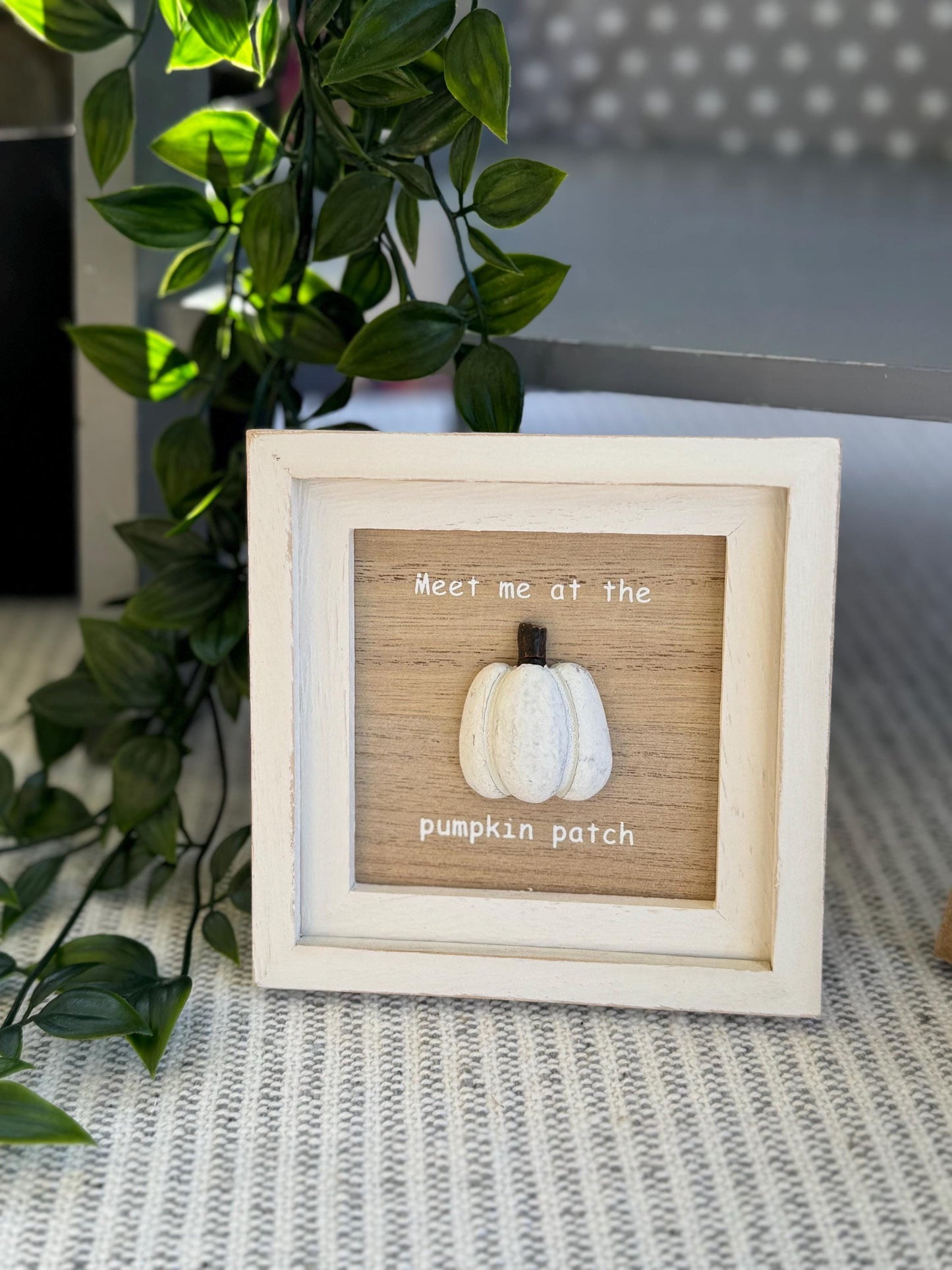 Autumn leaves and Pumpkins Autumn Signs - Available in 4 quotes