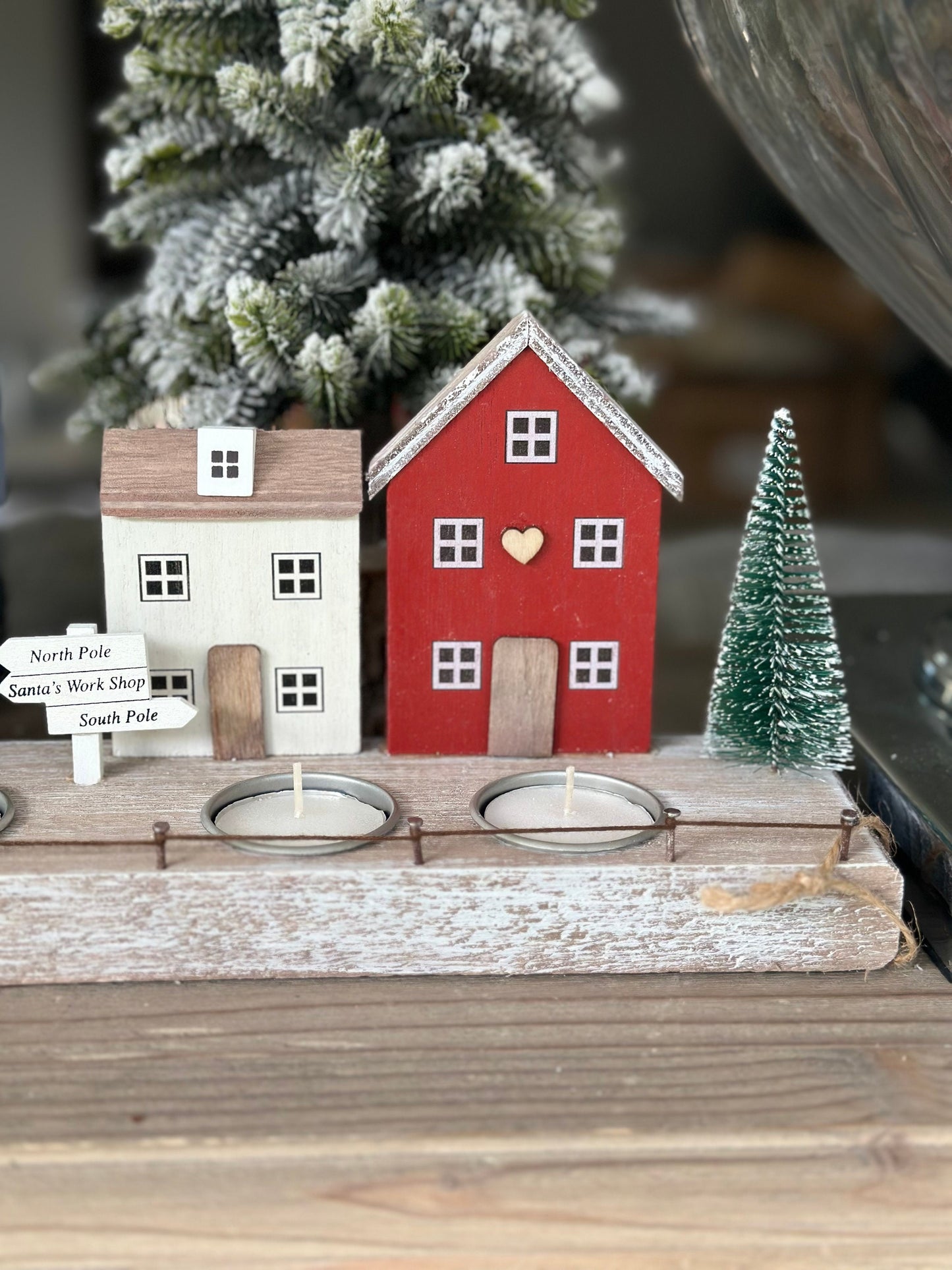 Nordic Red House Scene Tea Light Holder