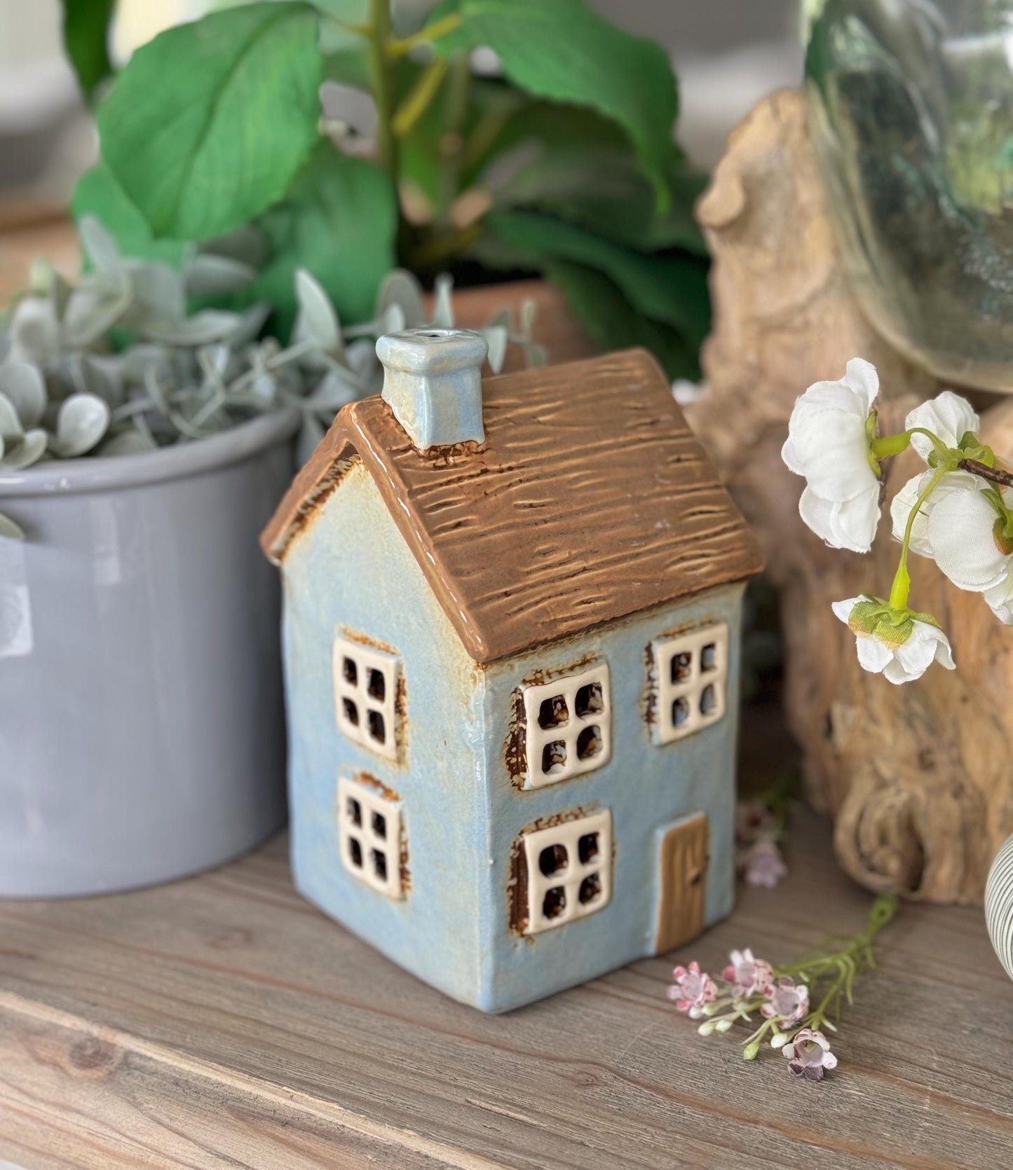 Thatch House Pale Blue Tealight Holder