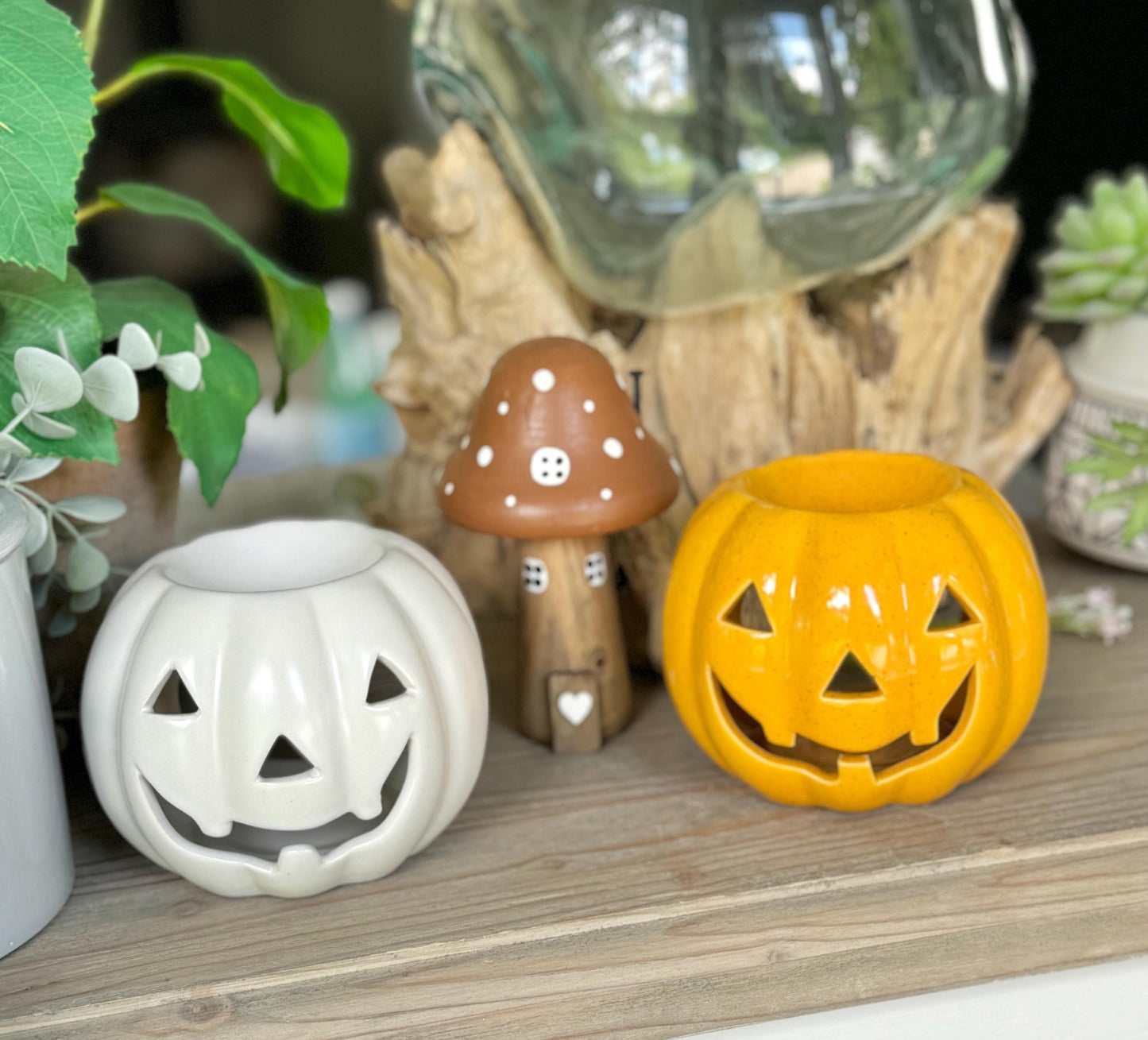 Cut Out Pumpkin Wax Melt/Oil Burner - 2 Colour Options