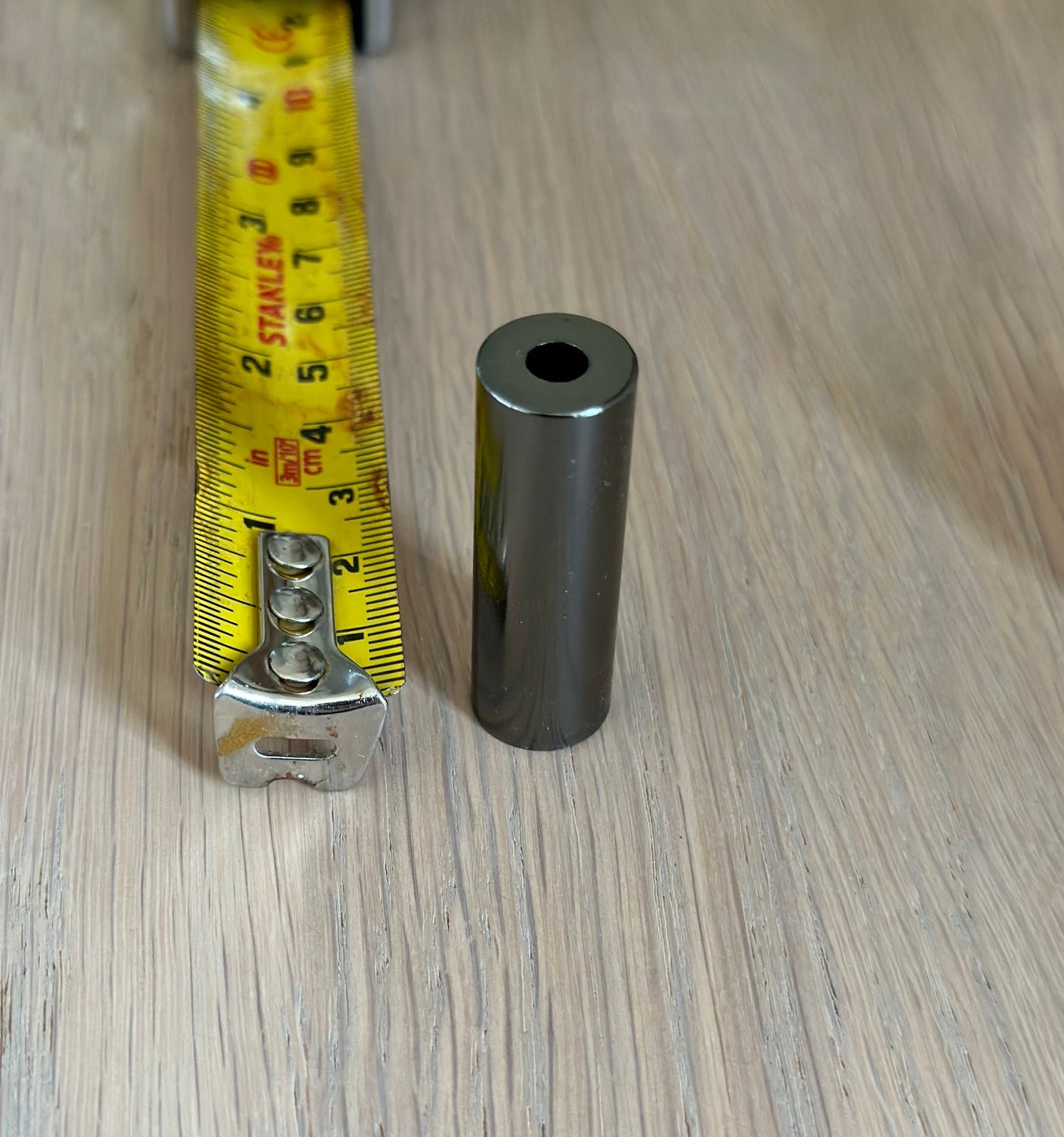 Roman blind metal cord weight/tassel. Available in 5 colour finishes