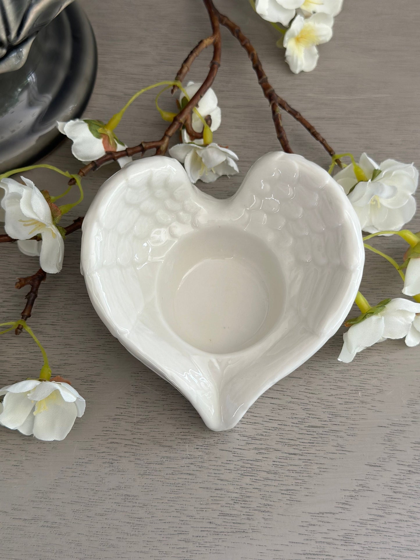 White Angel Wing Tealight holder