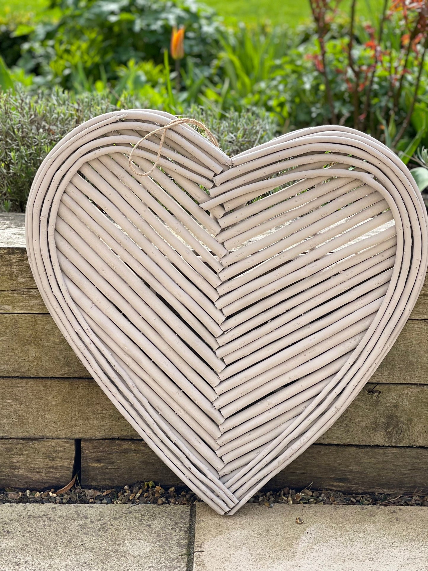Solid wicker heart - various colours 60cm