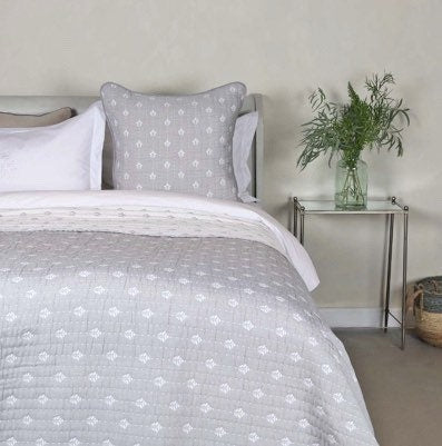 Biggie Best Large Grey Pick Stitch Bedspread