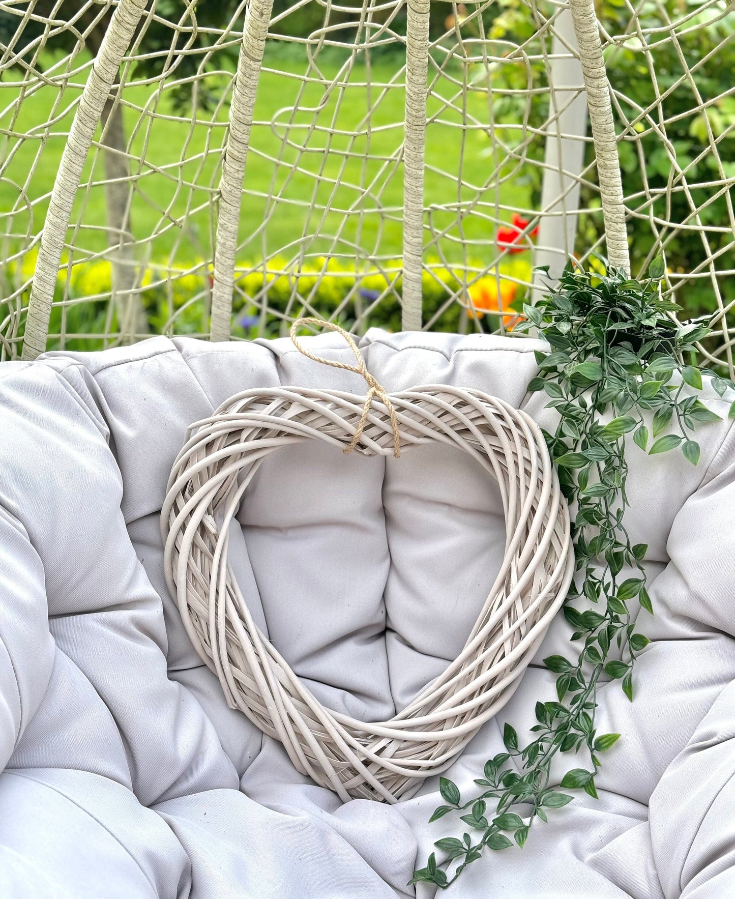 Medium Taupe Wicker Hanging Heart - 40cm