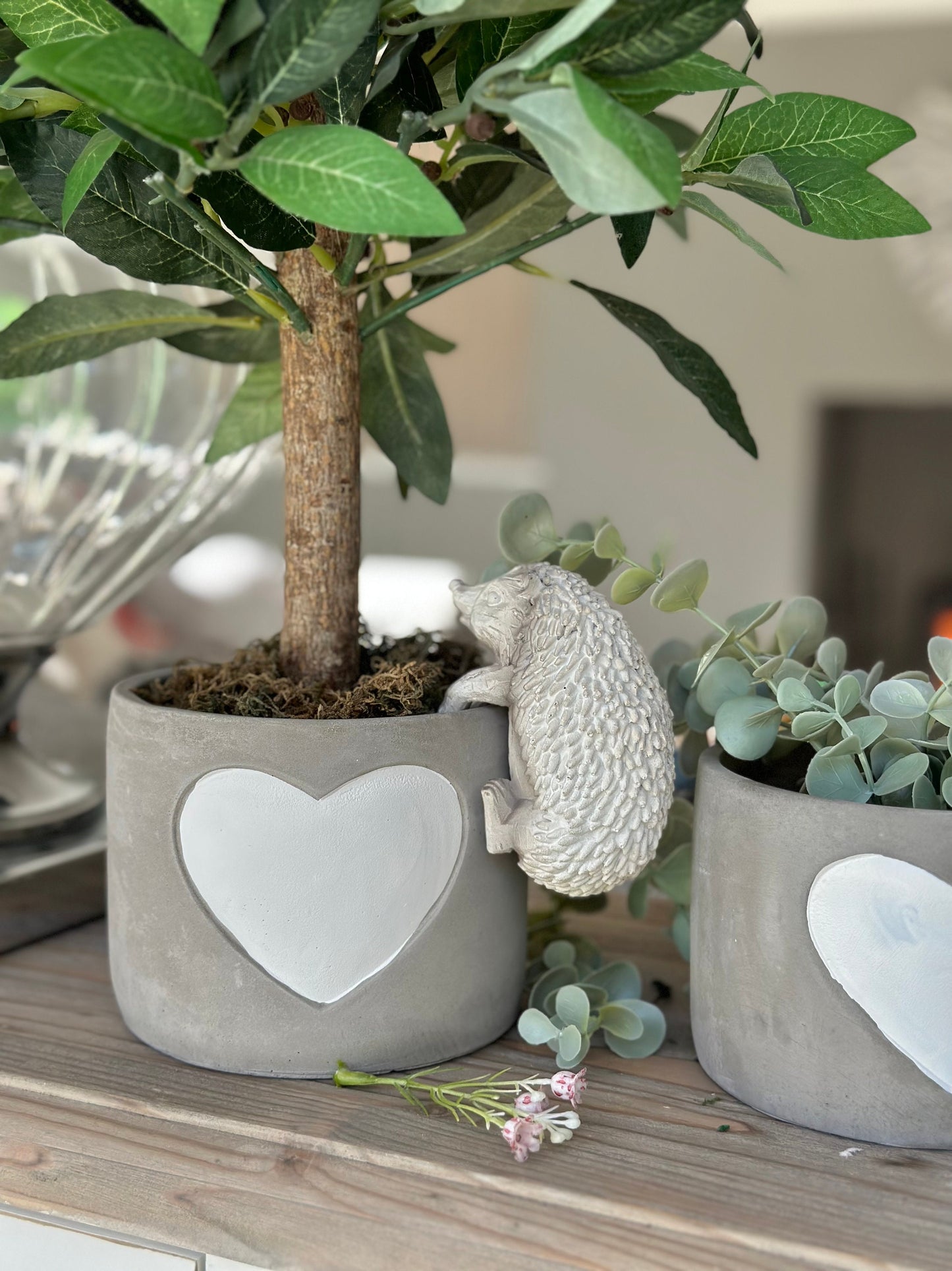 White Hedgehog Pot Hanger