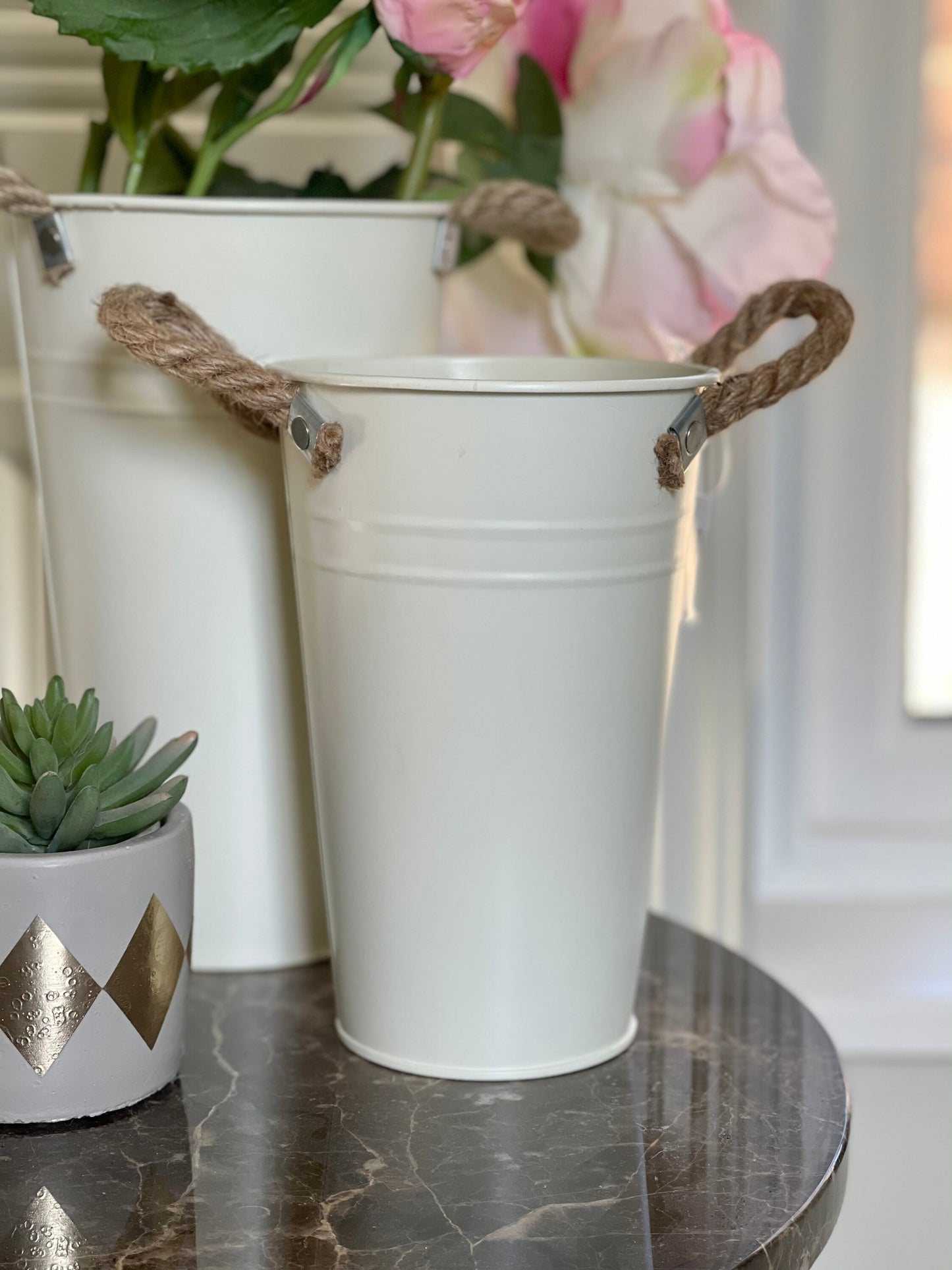 Cream Flower Bucket - 2 Sizes