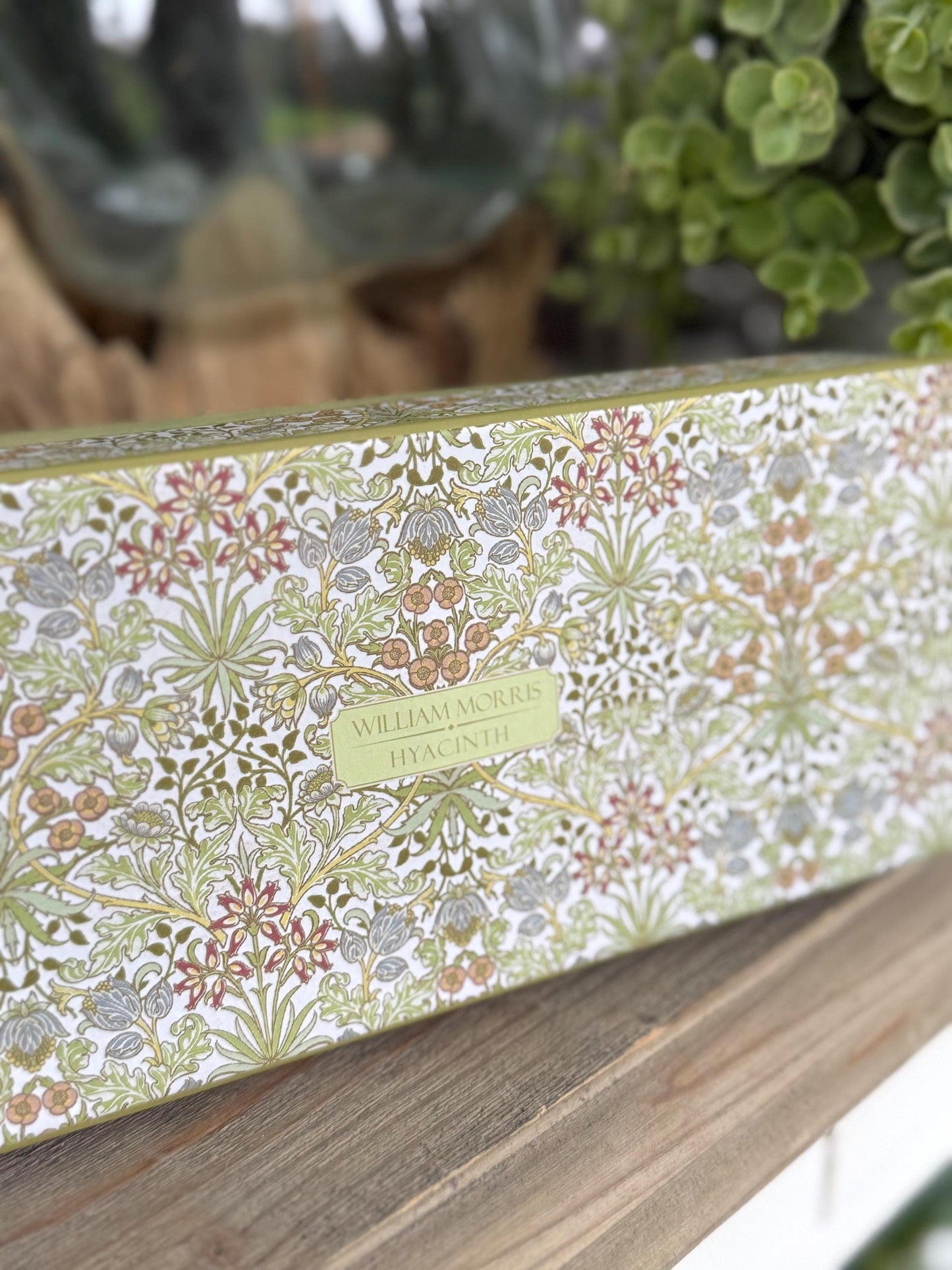 William Morris Hyacinth Porcelain Mug Set